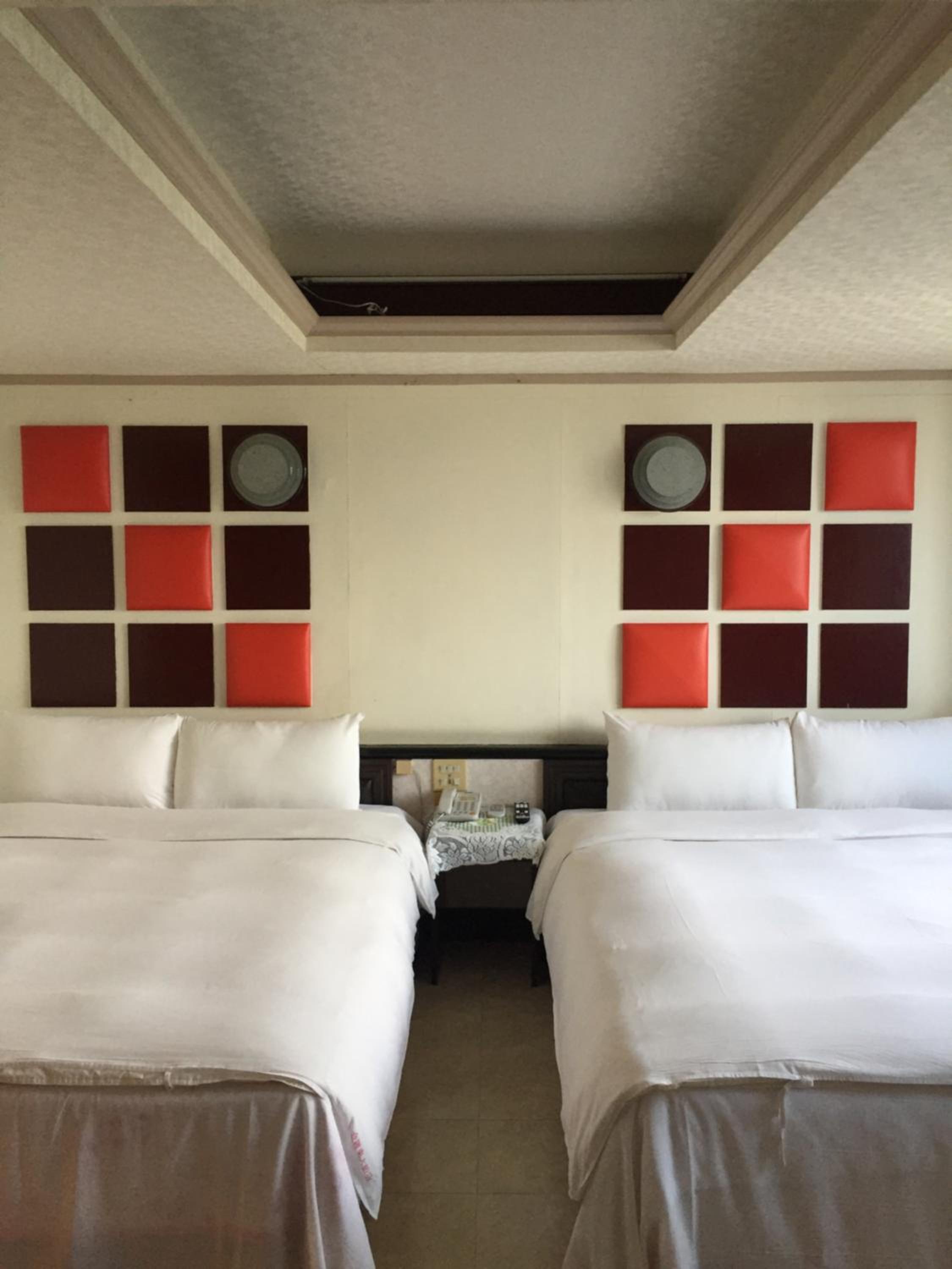 Family Room photo 1