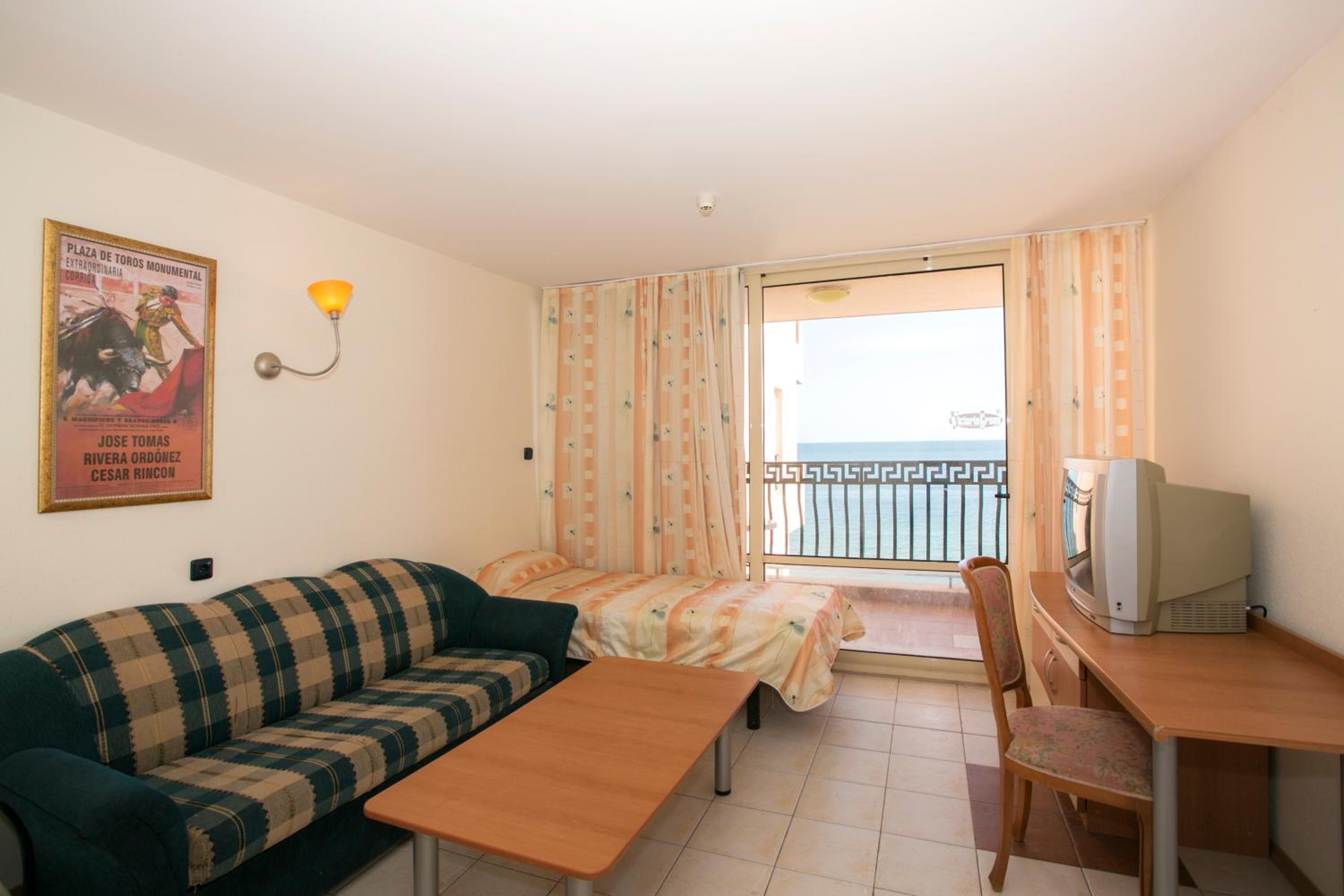 Apartment with Sea View photo 2