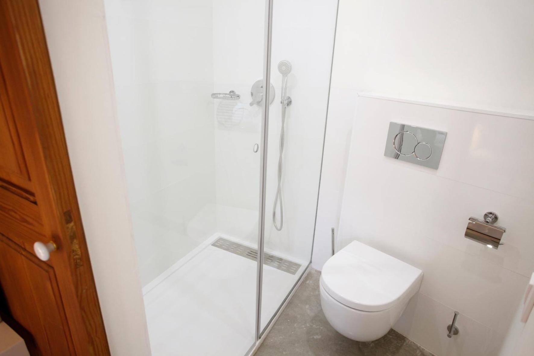 Deluxe Double Room - Photo 8