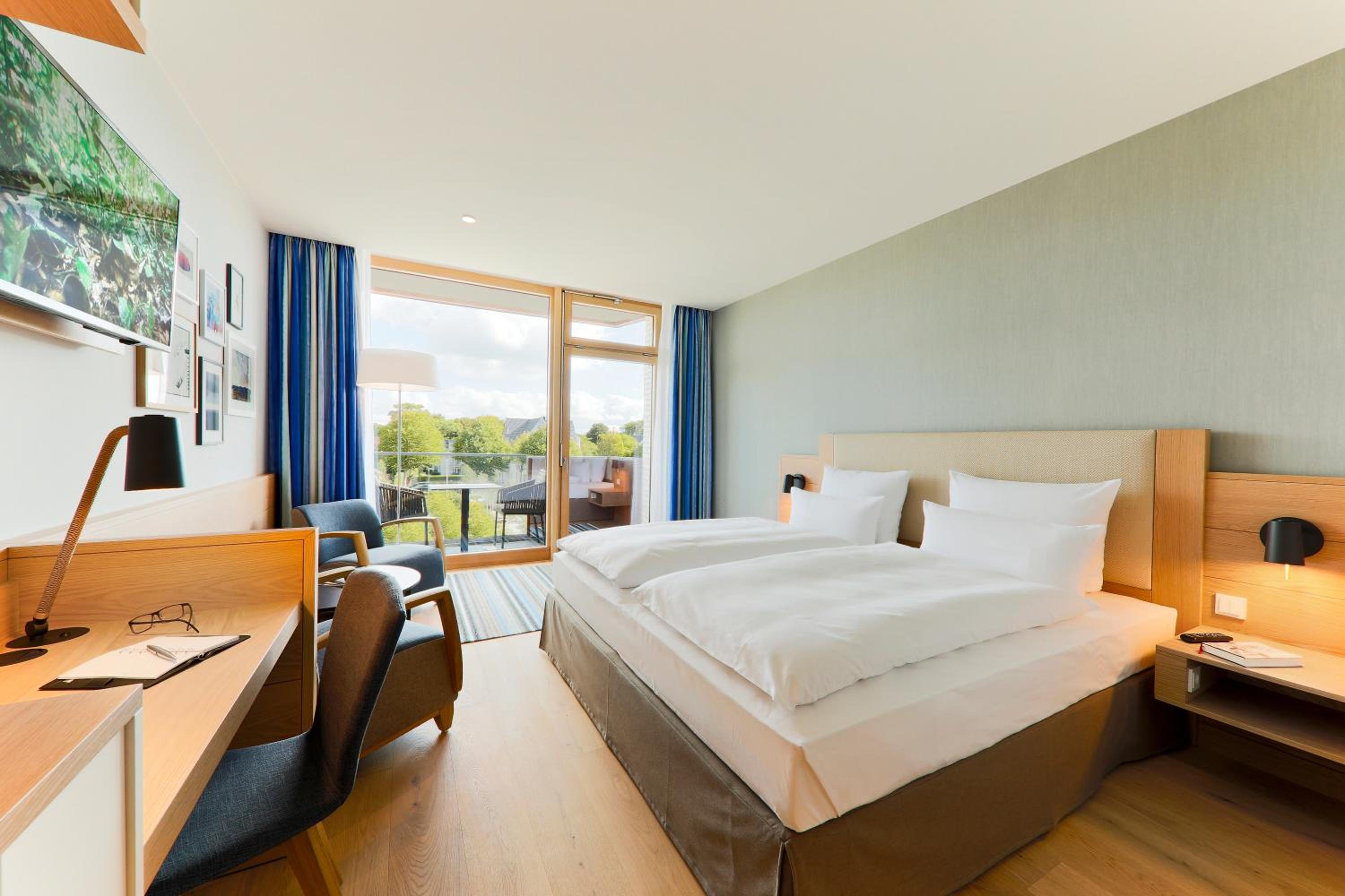Classic Double Room Land Side photo 1