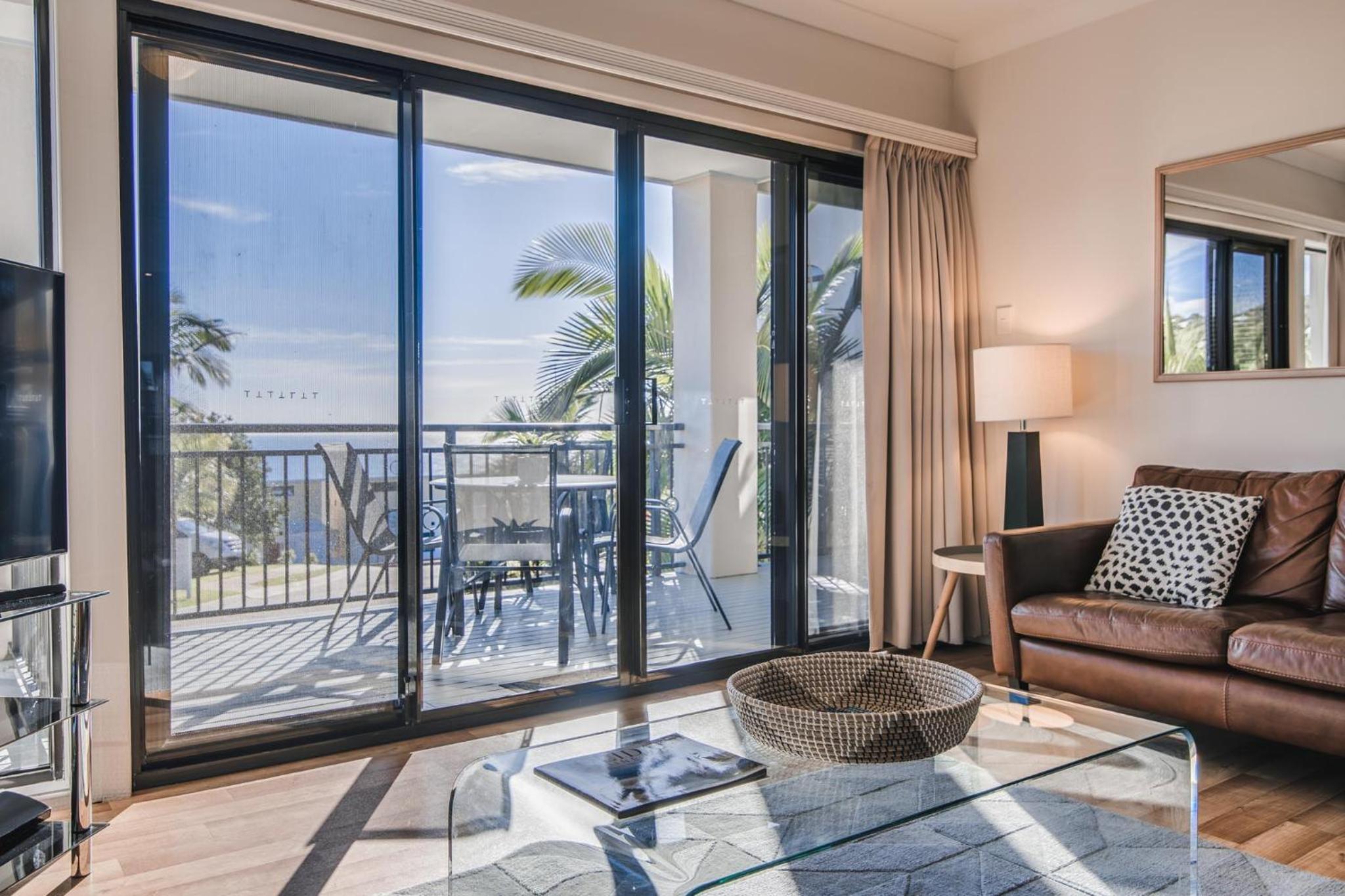 Villa with Sea View - Photo 8