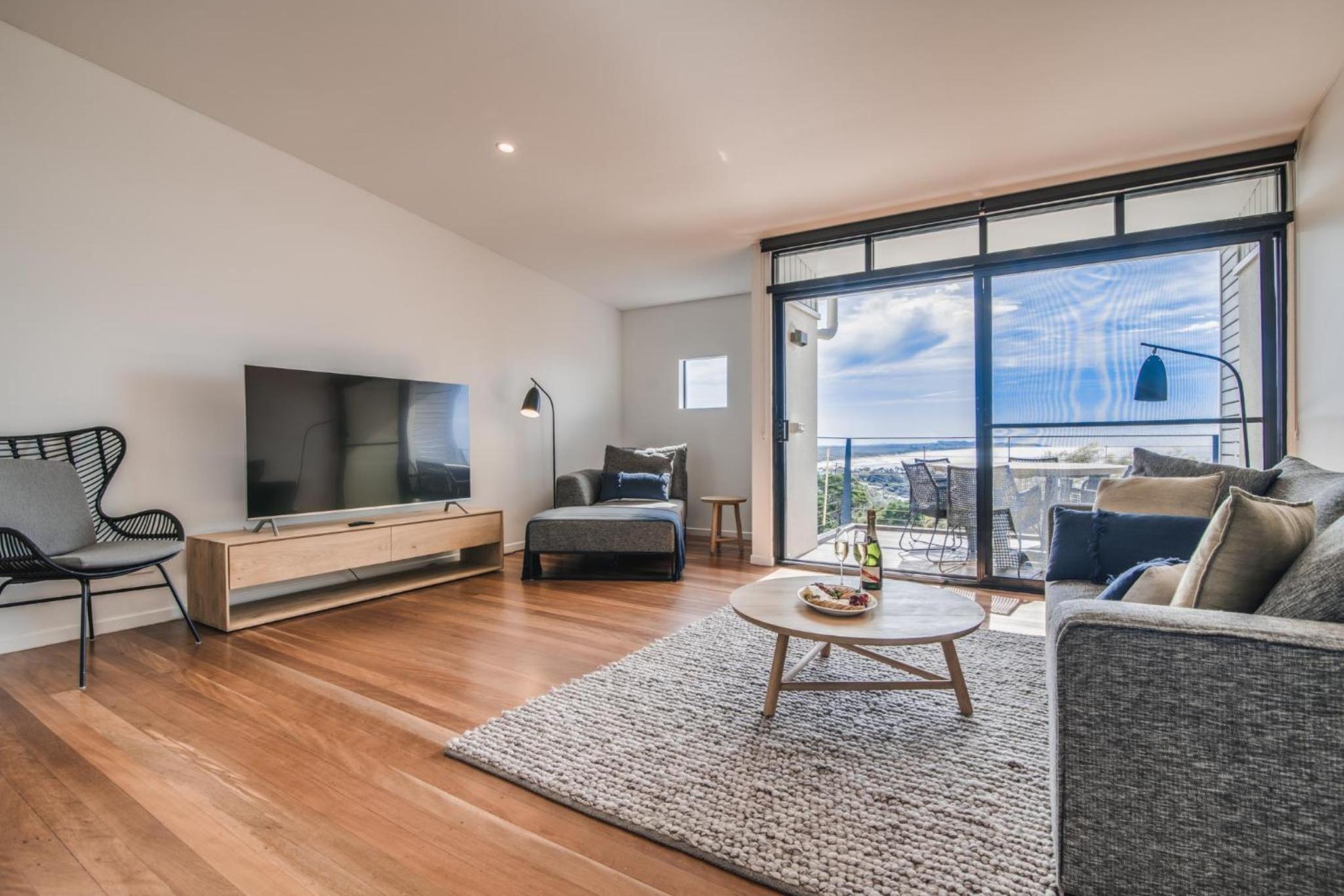 Two-Bedroom Terrace - Photo 8