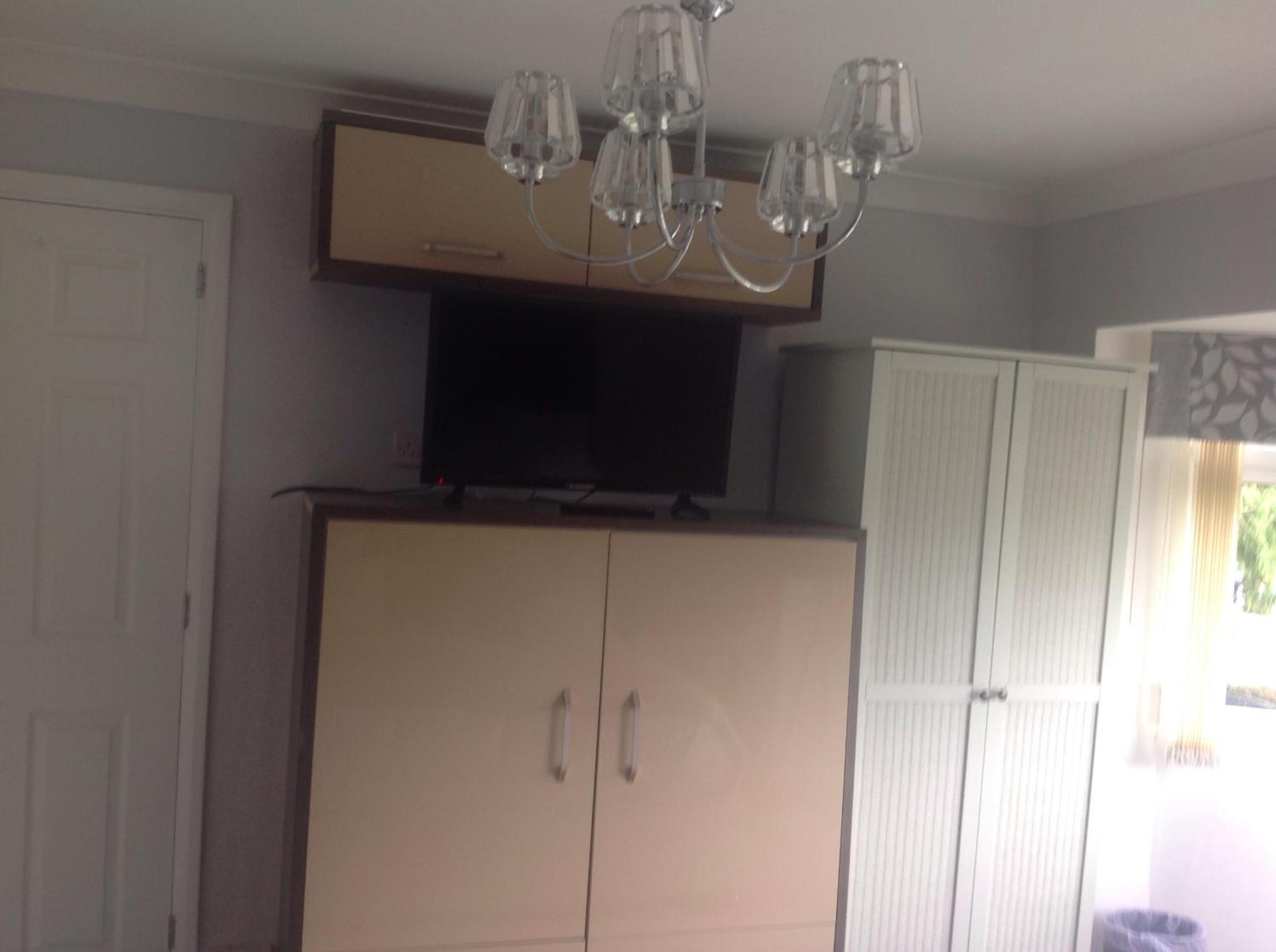 Deluxe King Room - Photo 23