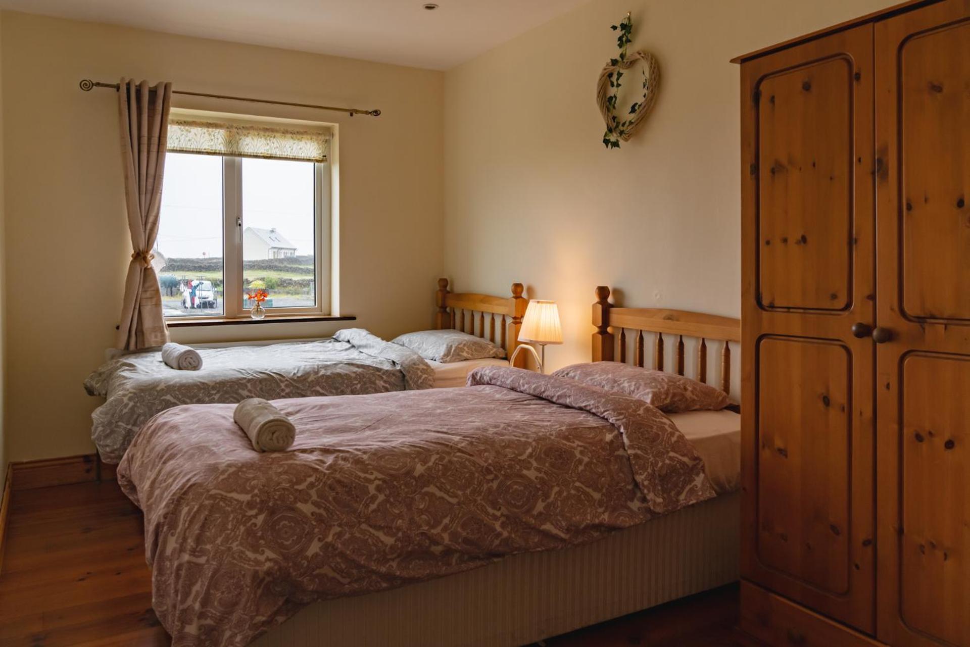 Quadruple Room with Shared Bathroom photo 1