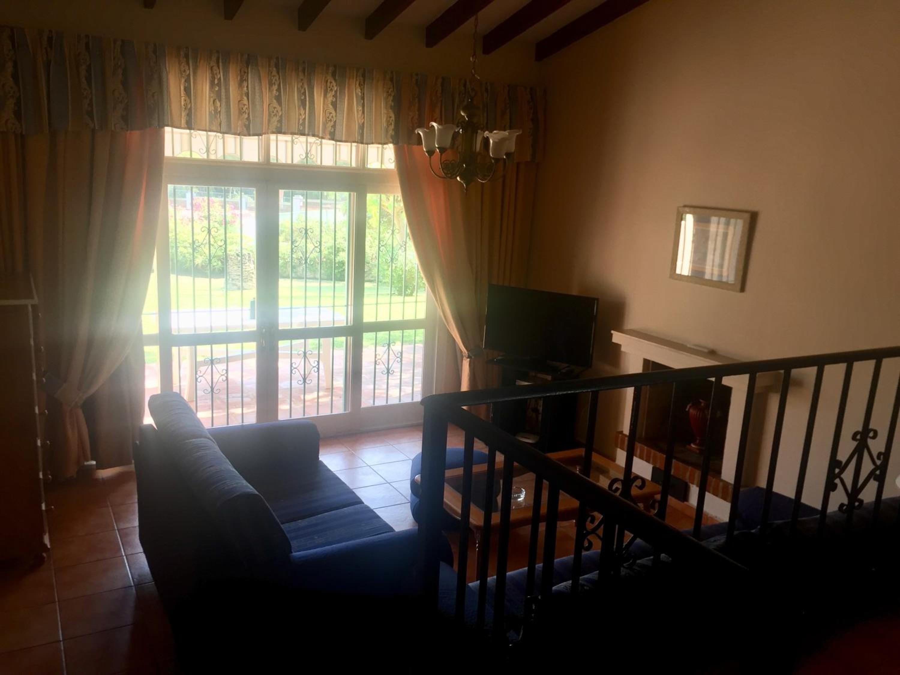 Villa de Tres Habitaciones