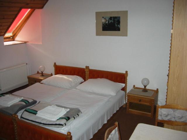 Twin or Double Room photo 3