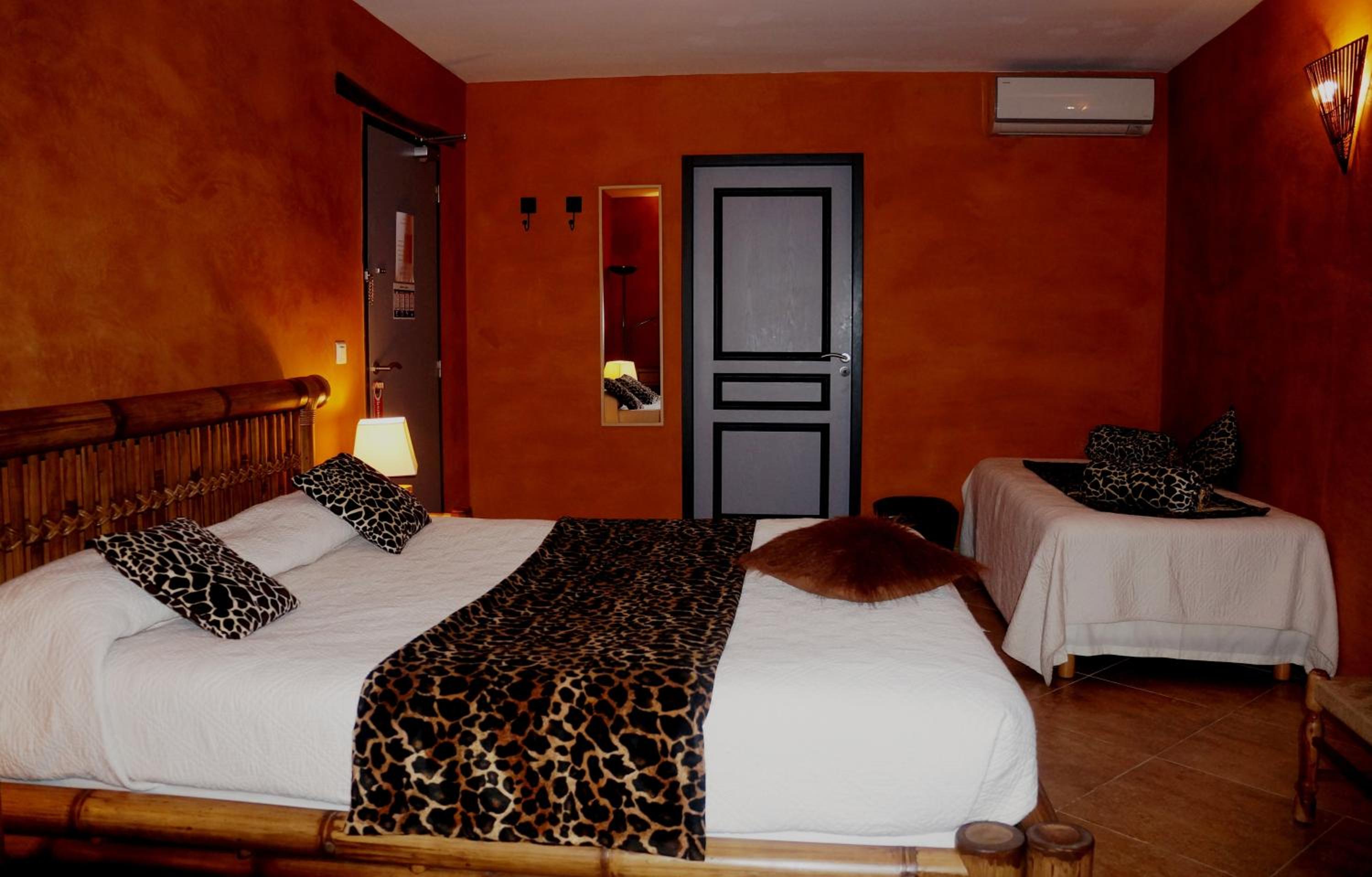Superior Double Room with Sea View - Photo 6