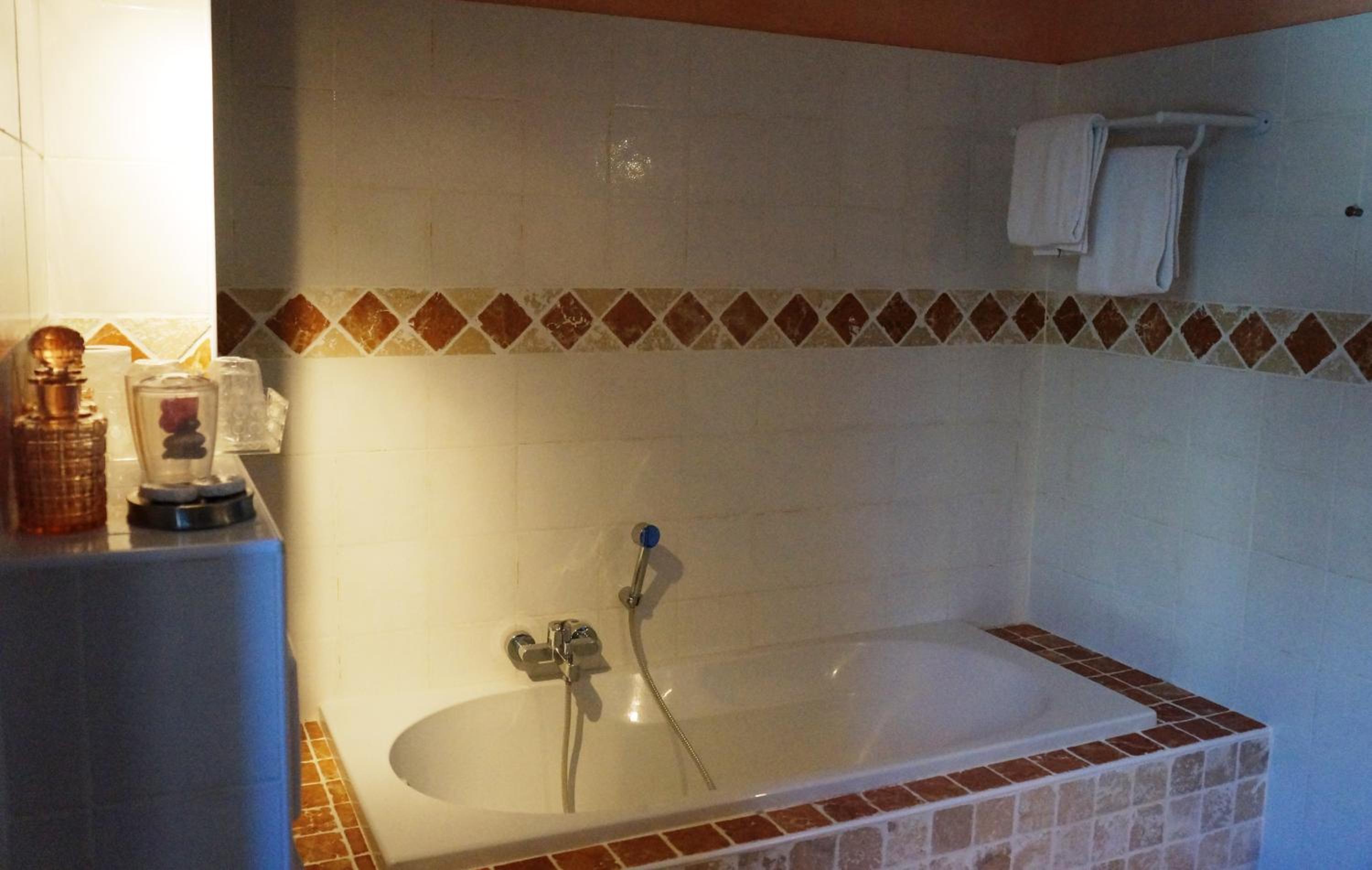 Triple Room with Sea View - Photo 5