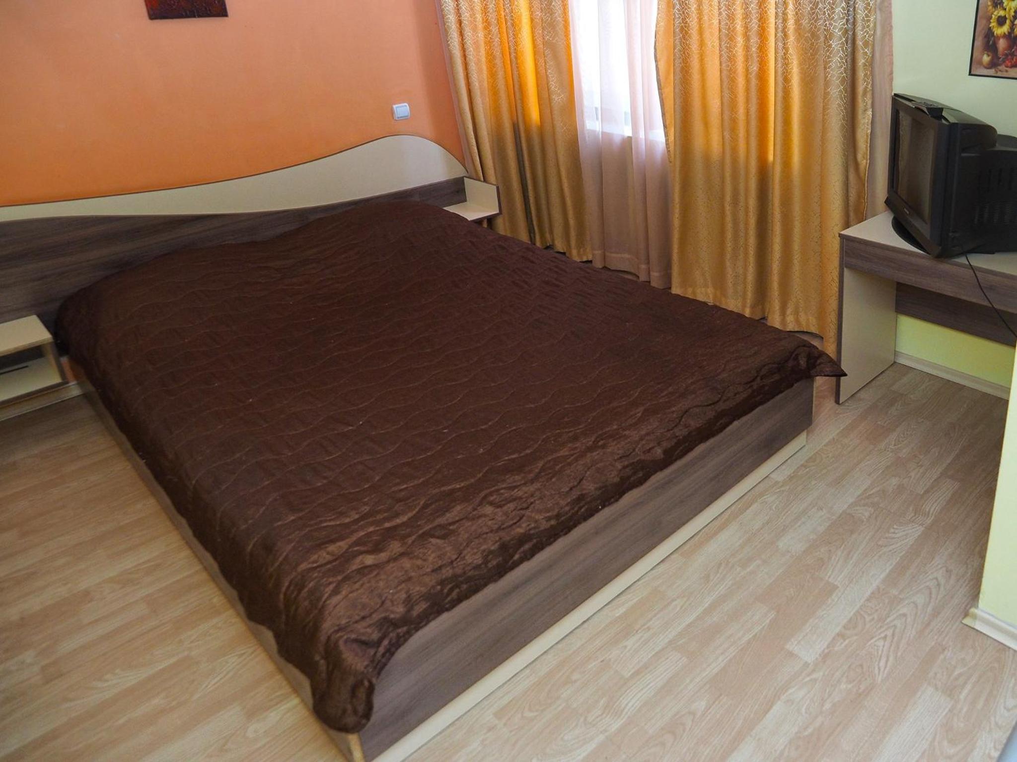 One-Bedroom Suite with Balcony photo 3