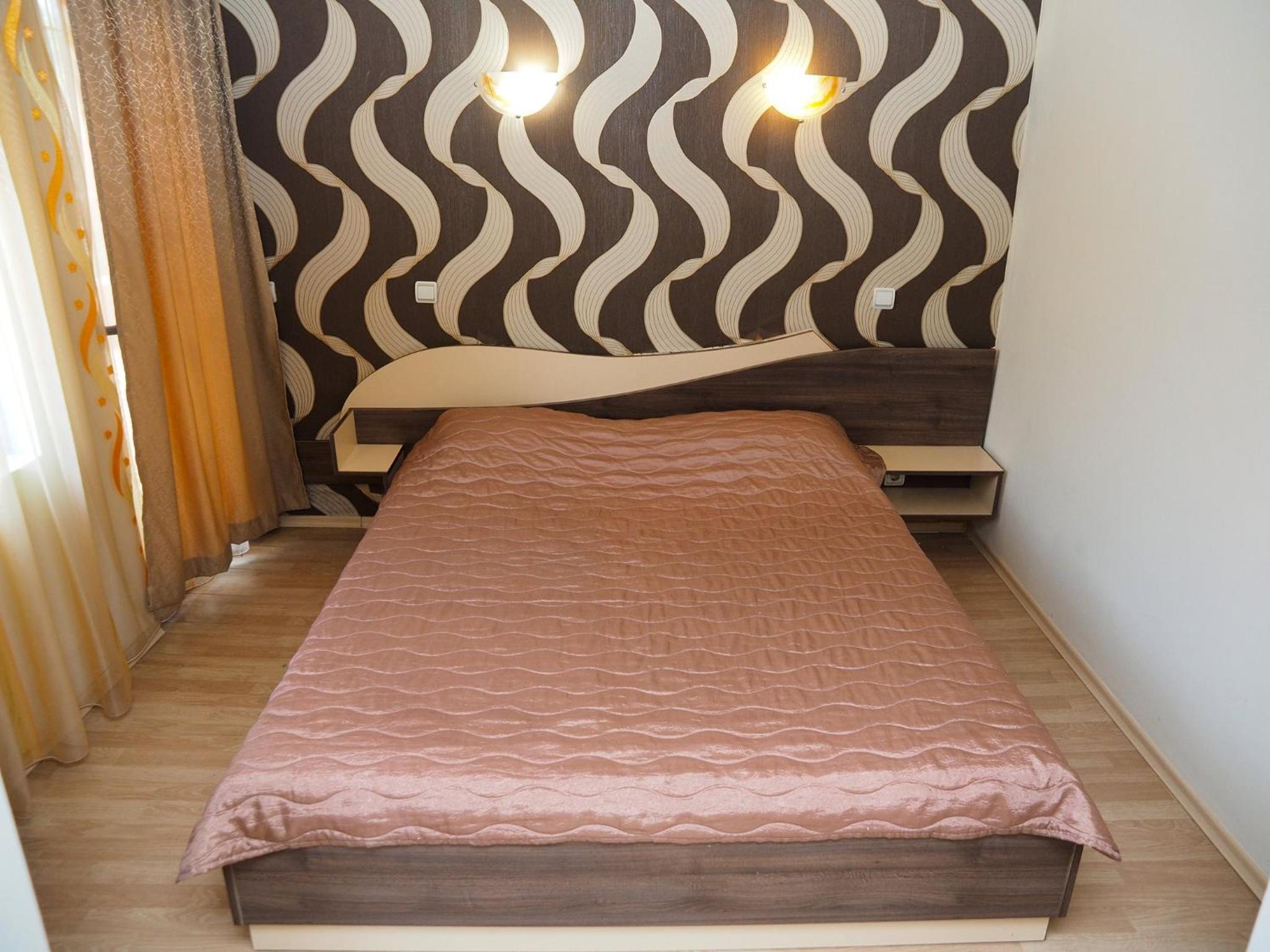 One-Bedroom Suite with Balcony photo 2