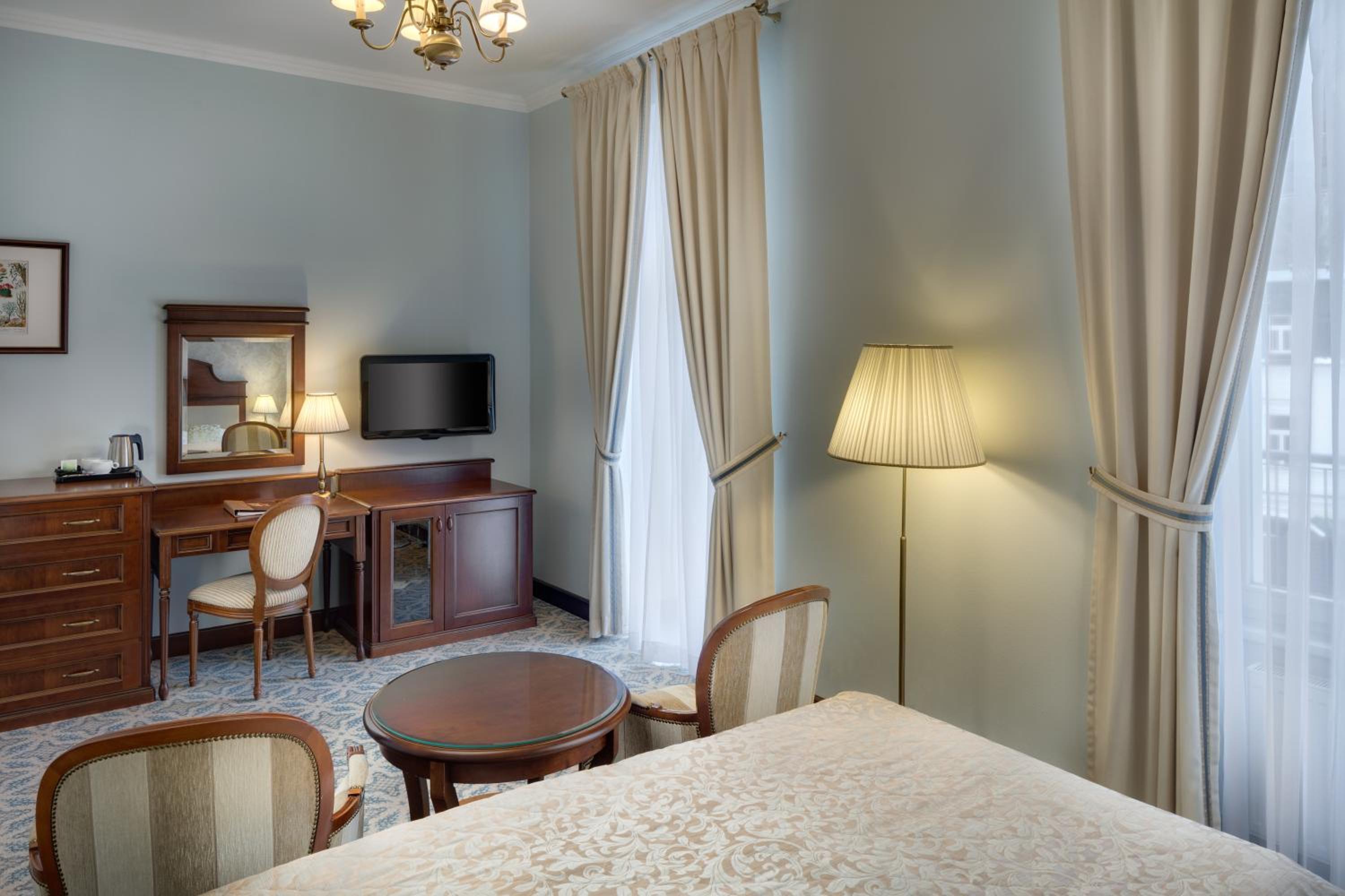 Maria Deluxe Double or Twin Room with Wellness and Fitness Access - Photo 2
