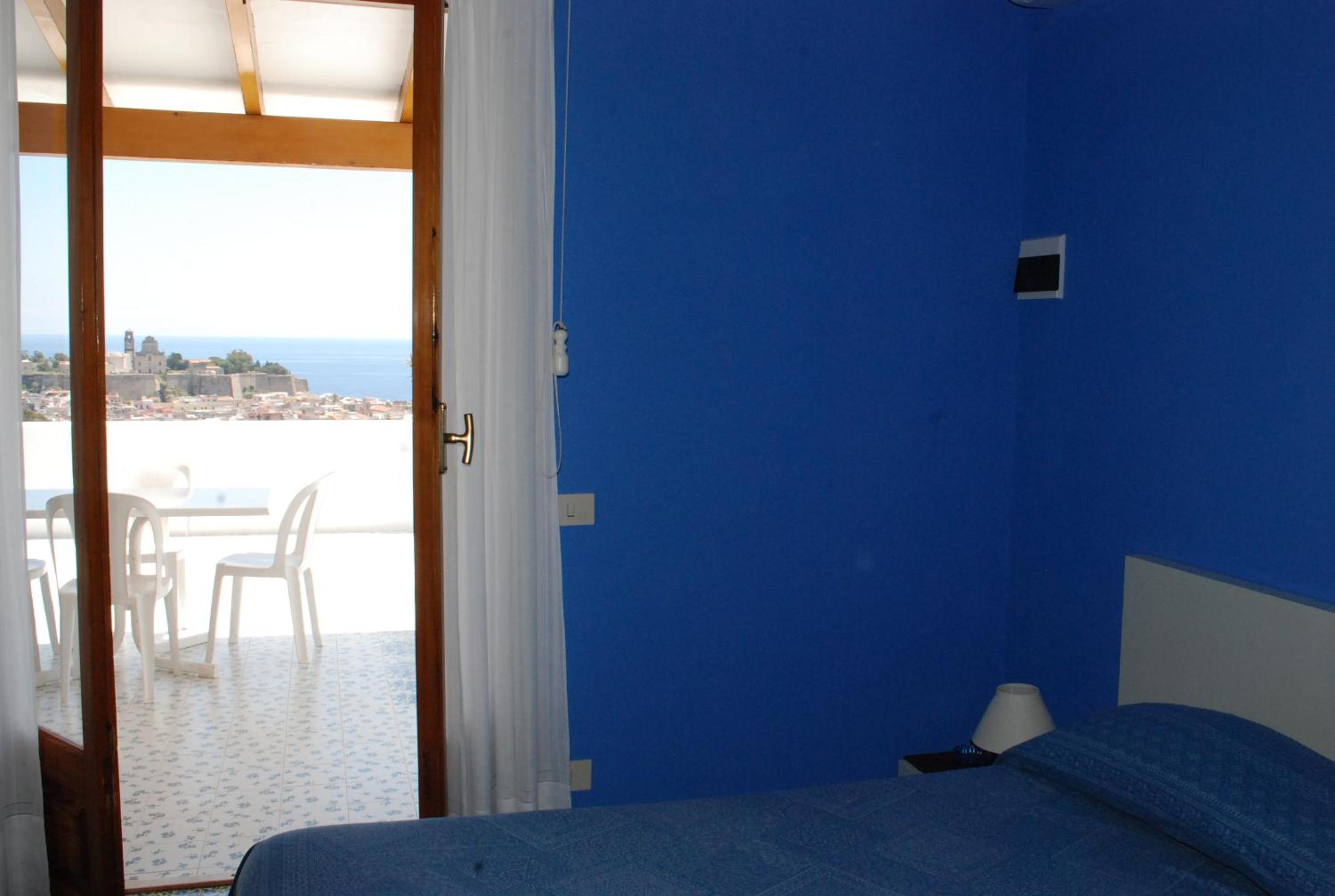One-Bedroom Apartment with Sea View