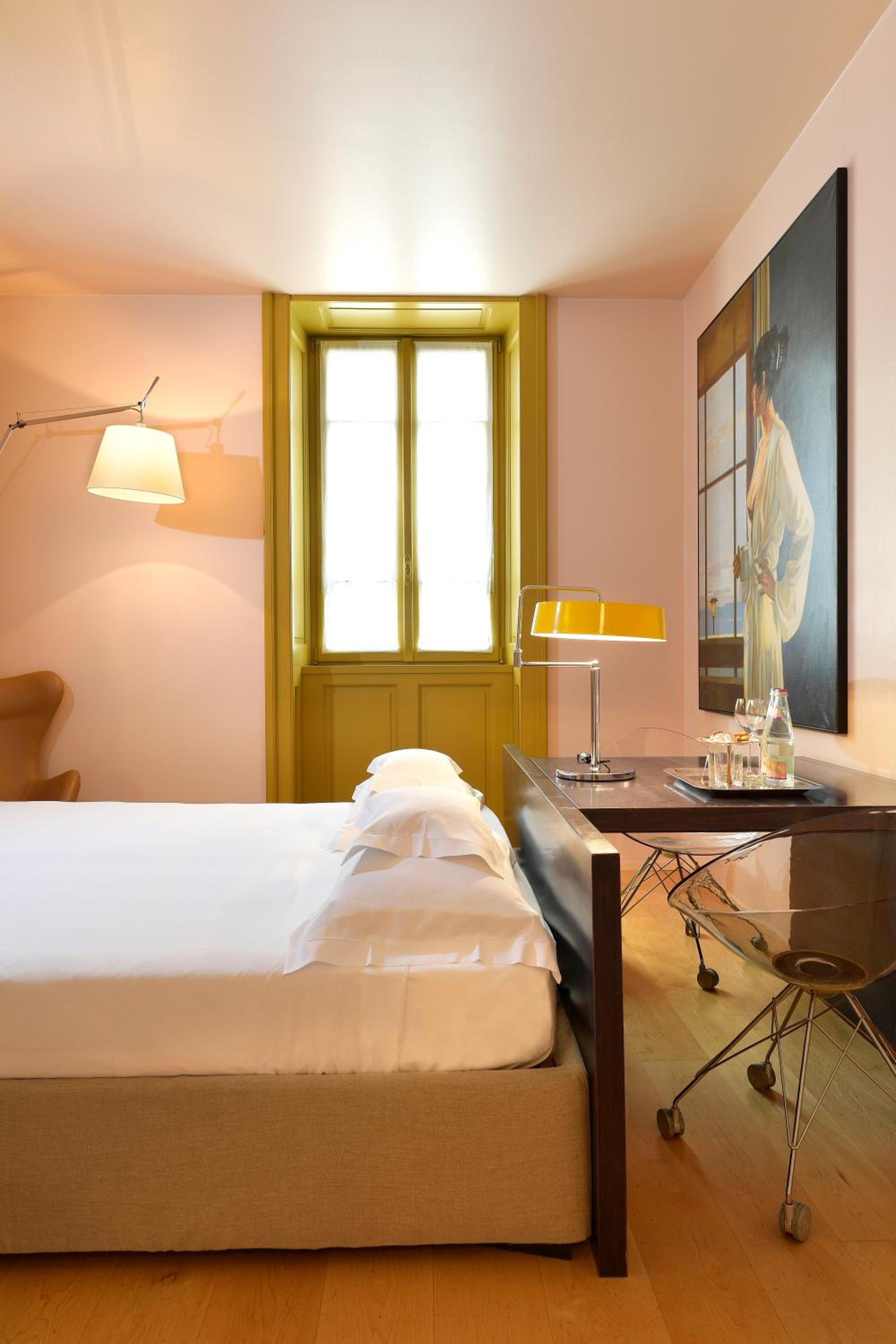 Deluxe Double or Twin Room - Photo 11