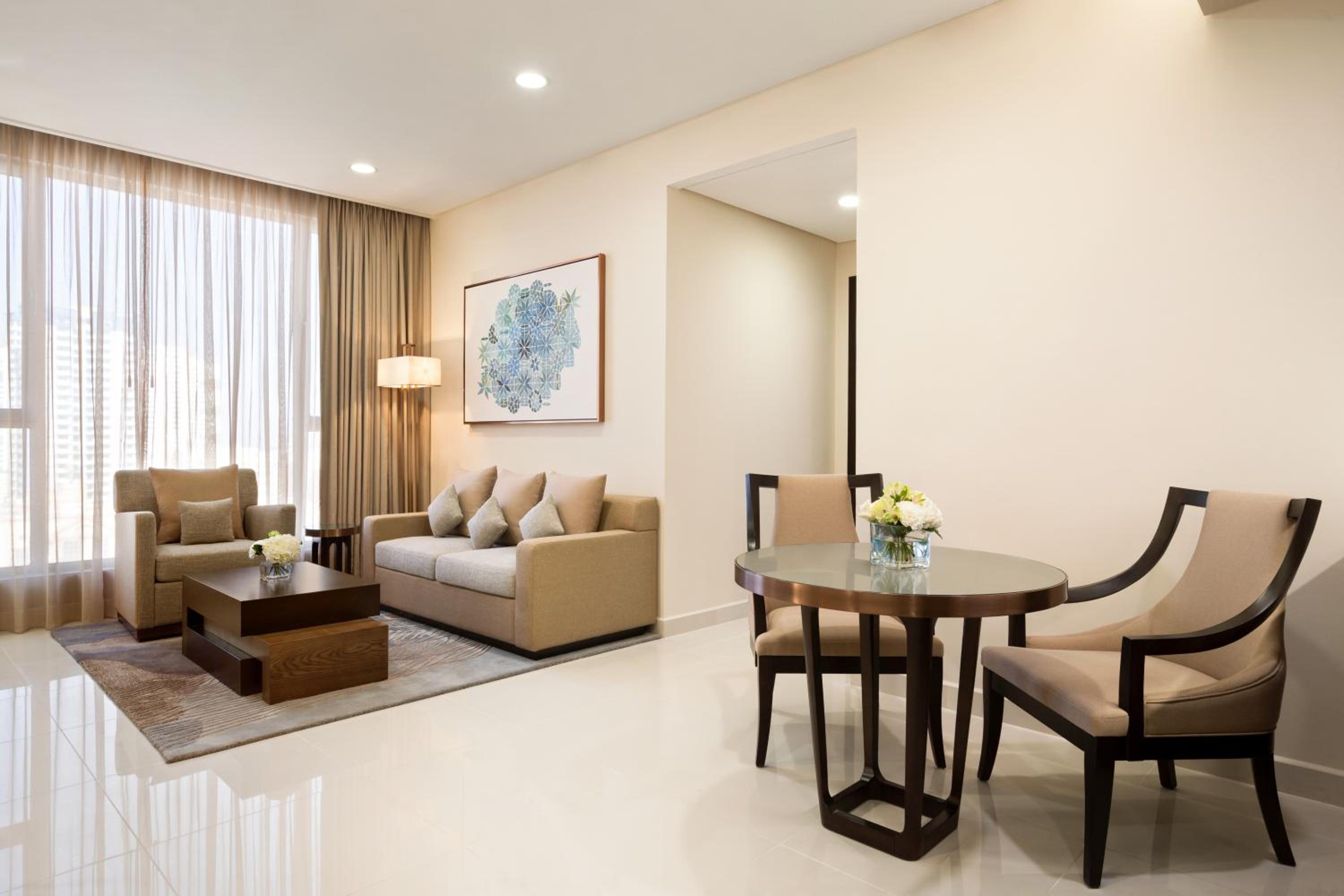 Club 1 Bedroom Apartment - Non Smoking