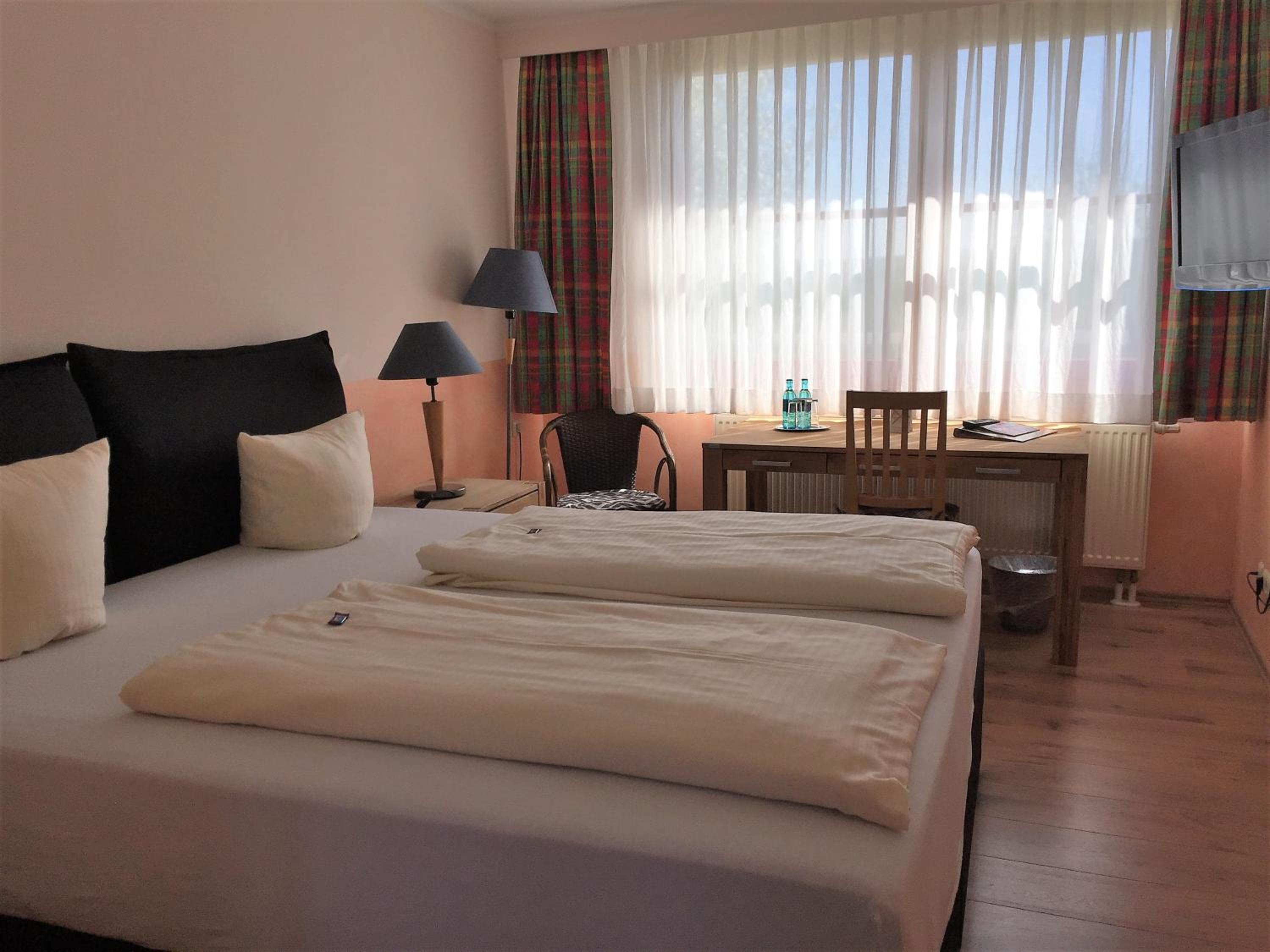 Double Room - Photo 11