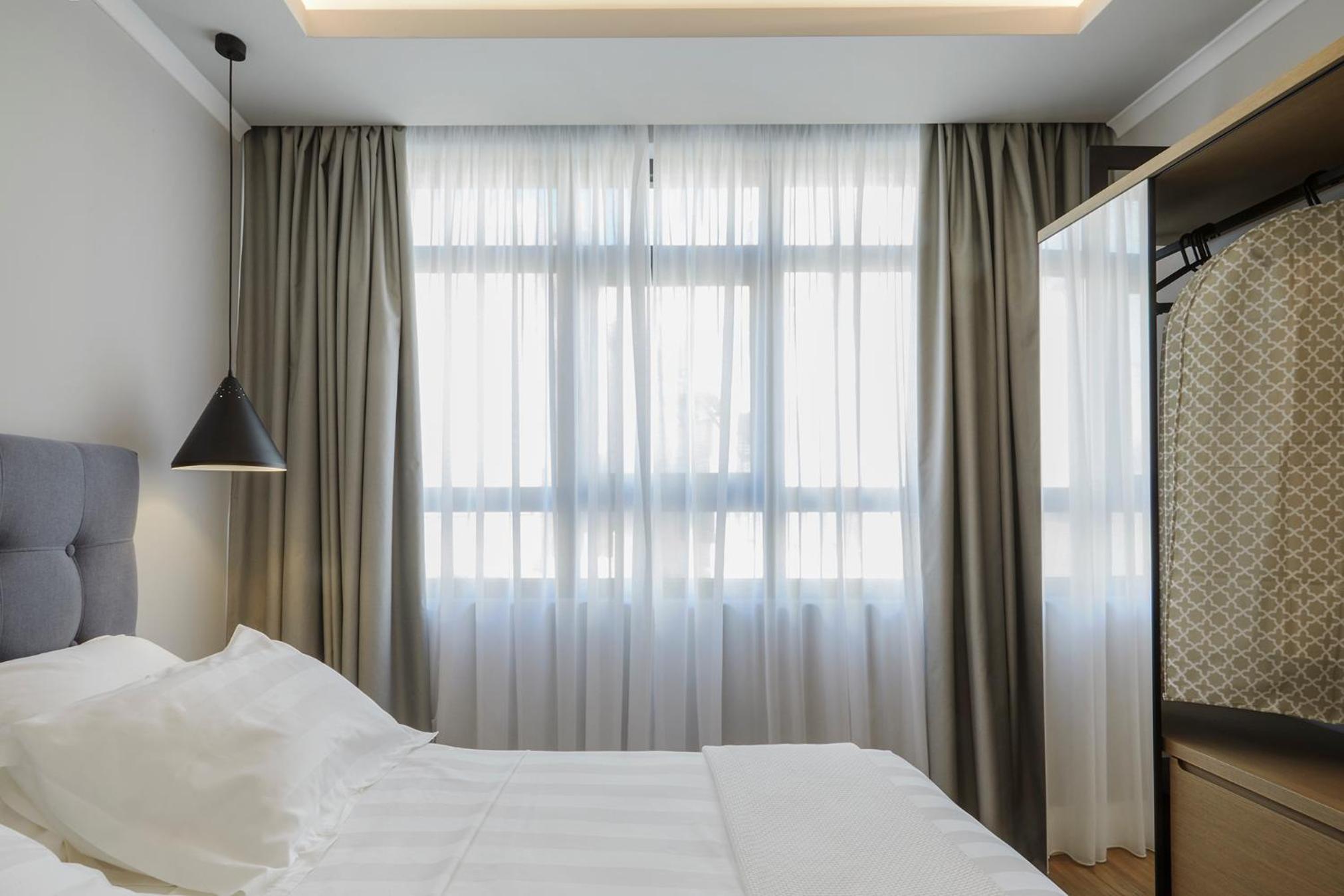 Cozy Double Room with Urban View photo 2