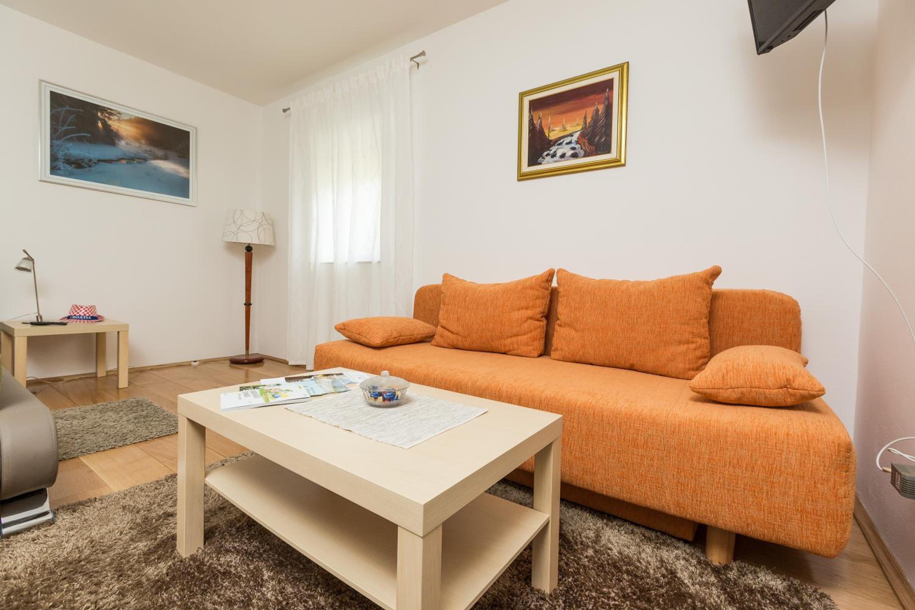 Apartment - Ground Floor - Photo 9