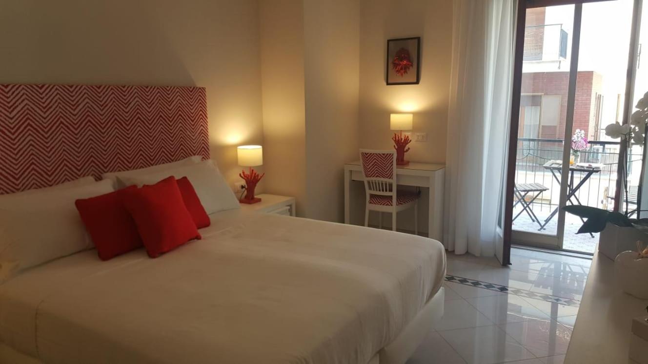 Double or Twin Room photo 3