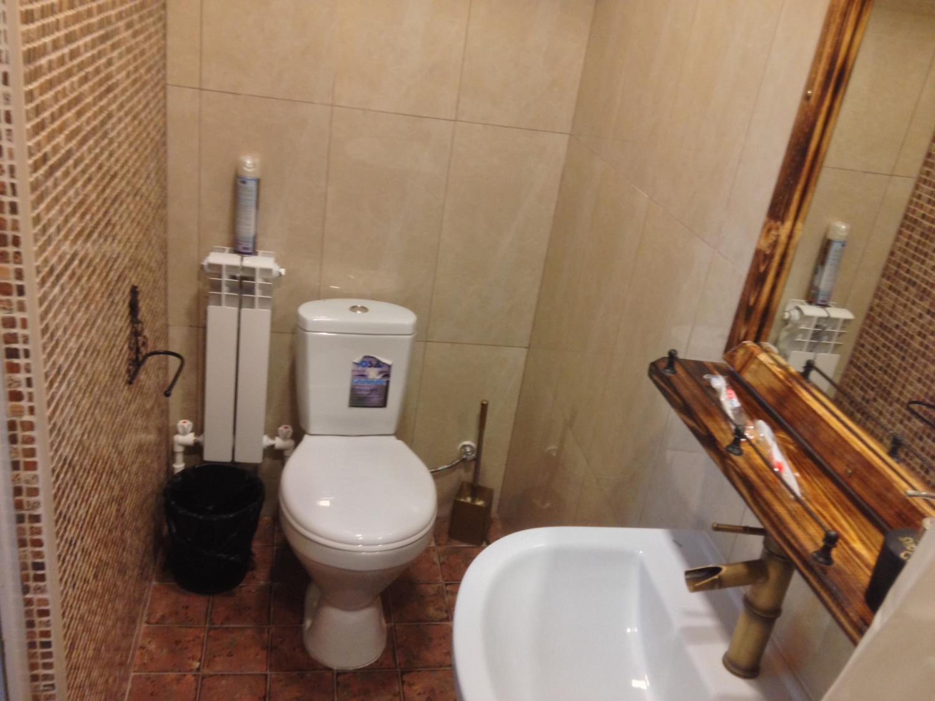 Twin Room with Private Bathroom