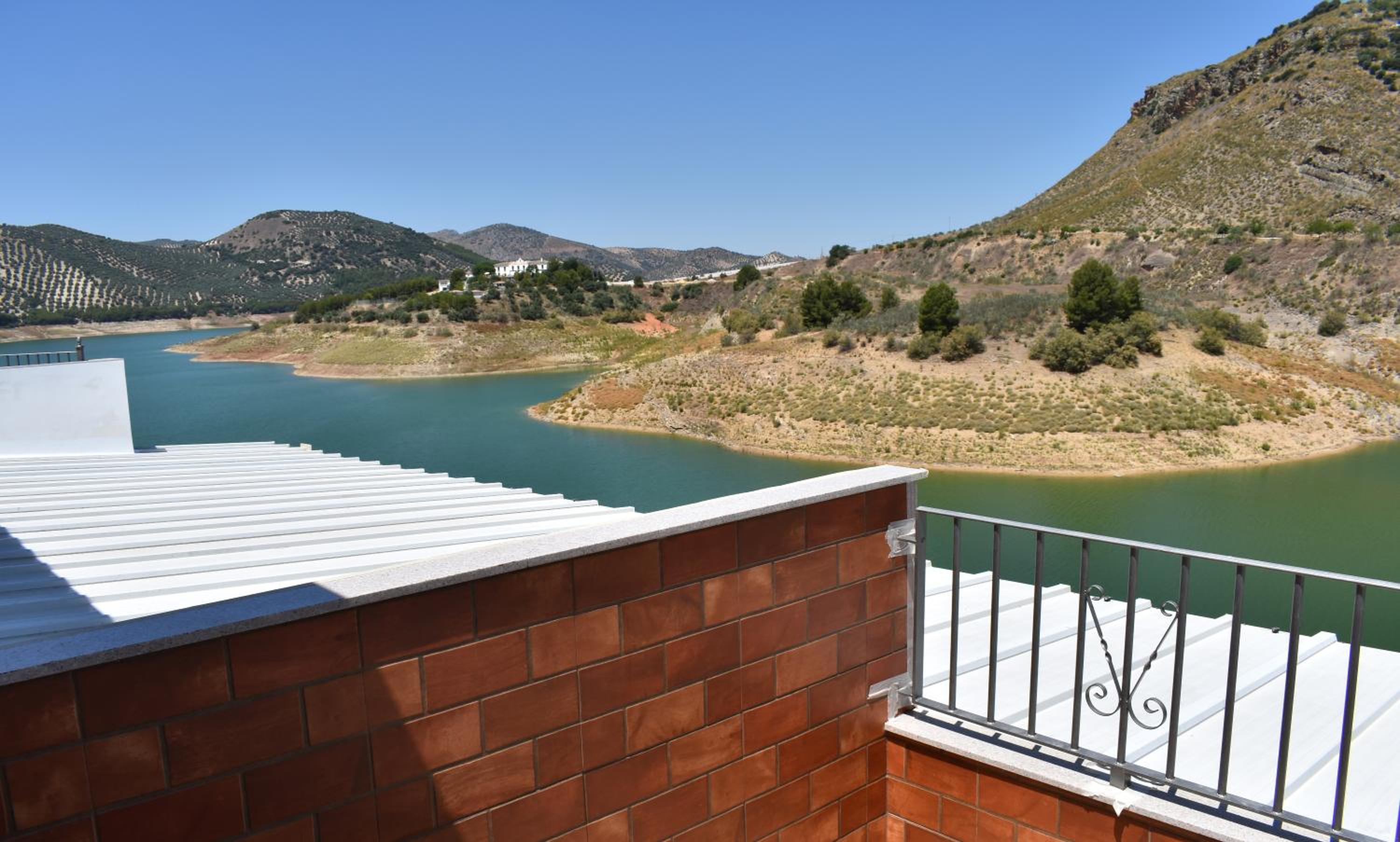 Twin Room with Terrace - Photo 4