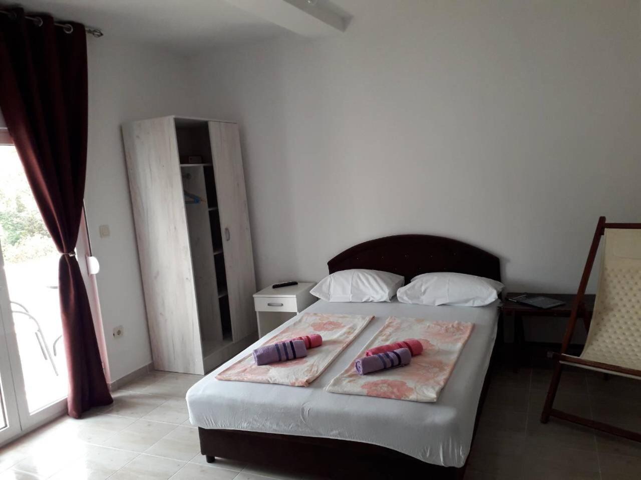 Studio Apartment photo 3