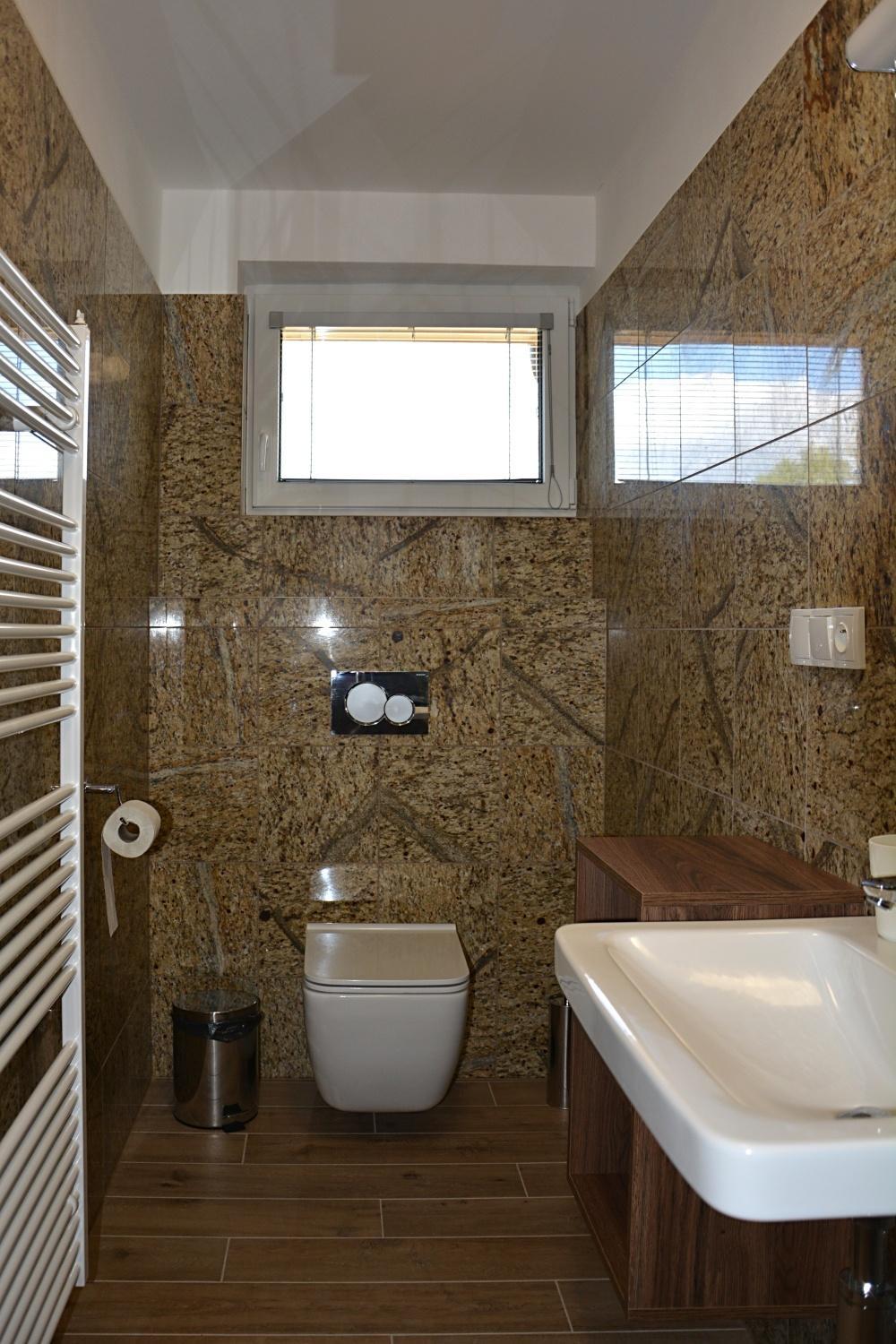 Triple Room with Private Bathroom photo 3