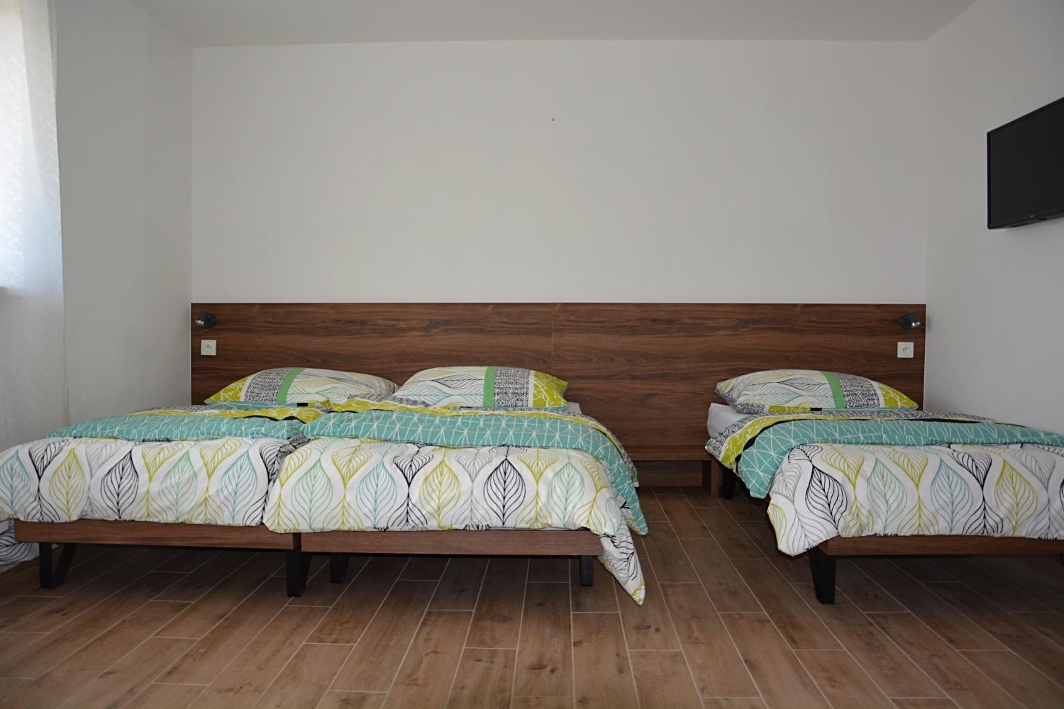 Triple Room with Private Bathroom photo 2