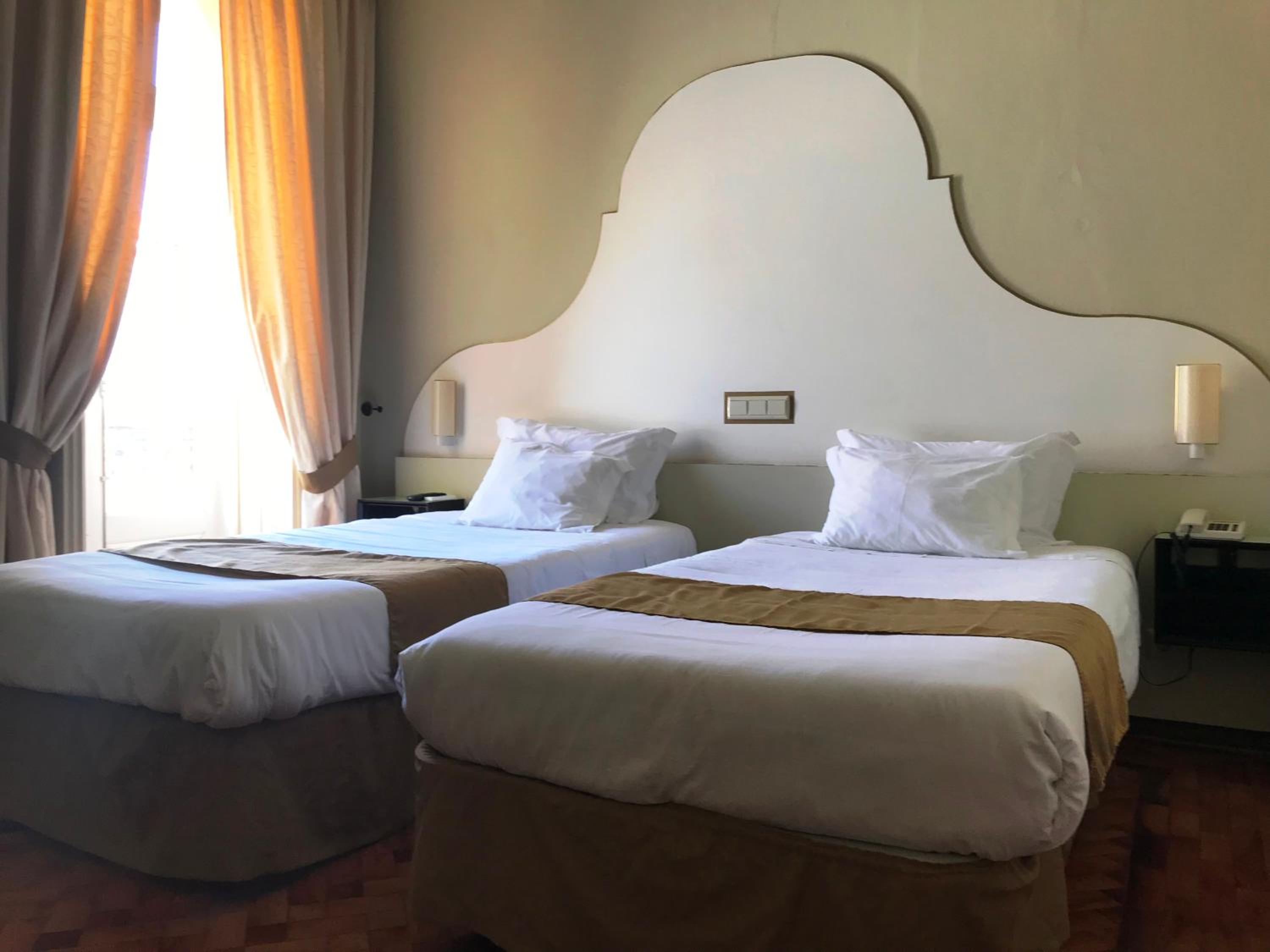 Standard Double or Twin Room - Photo 1