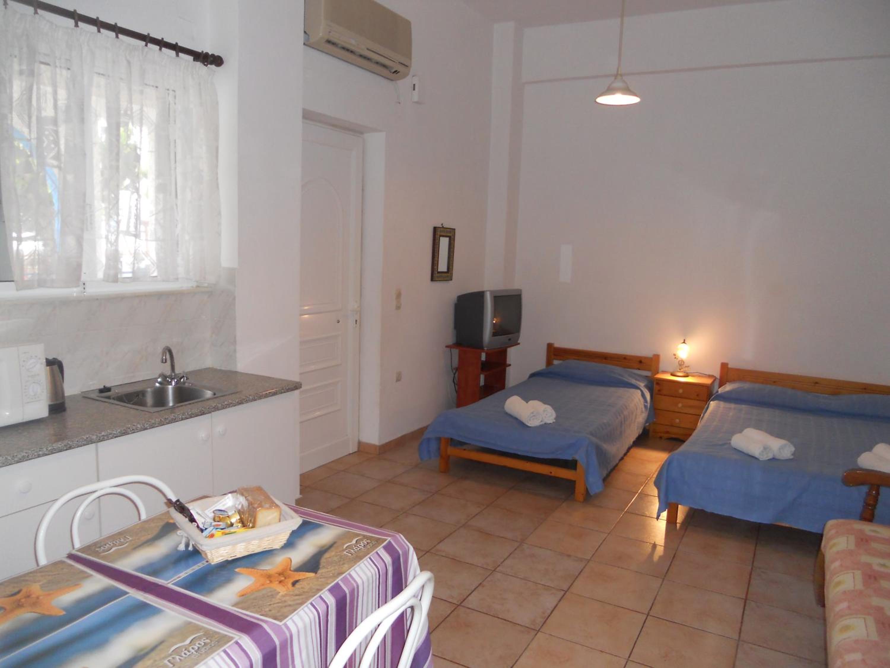 One-Bedroom Apartment - Sea Side photo 1