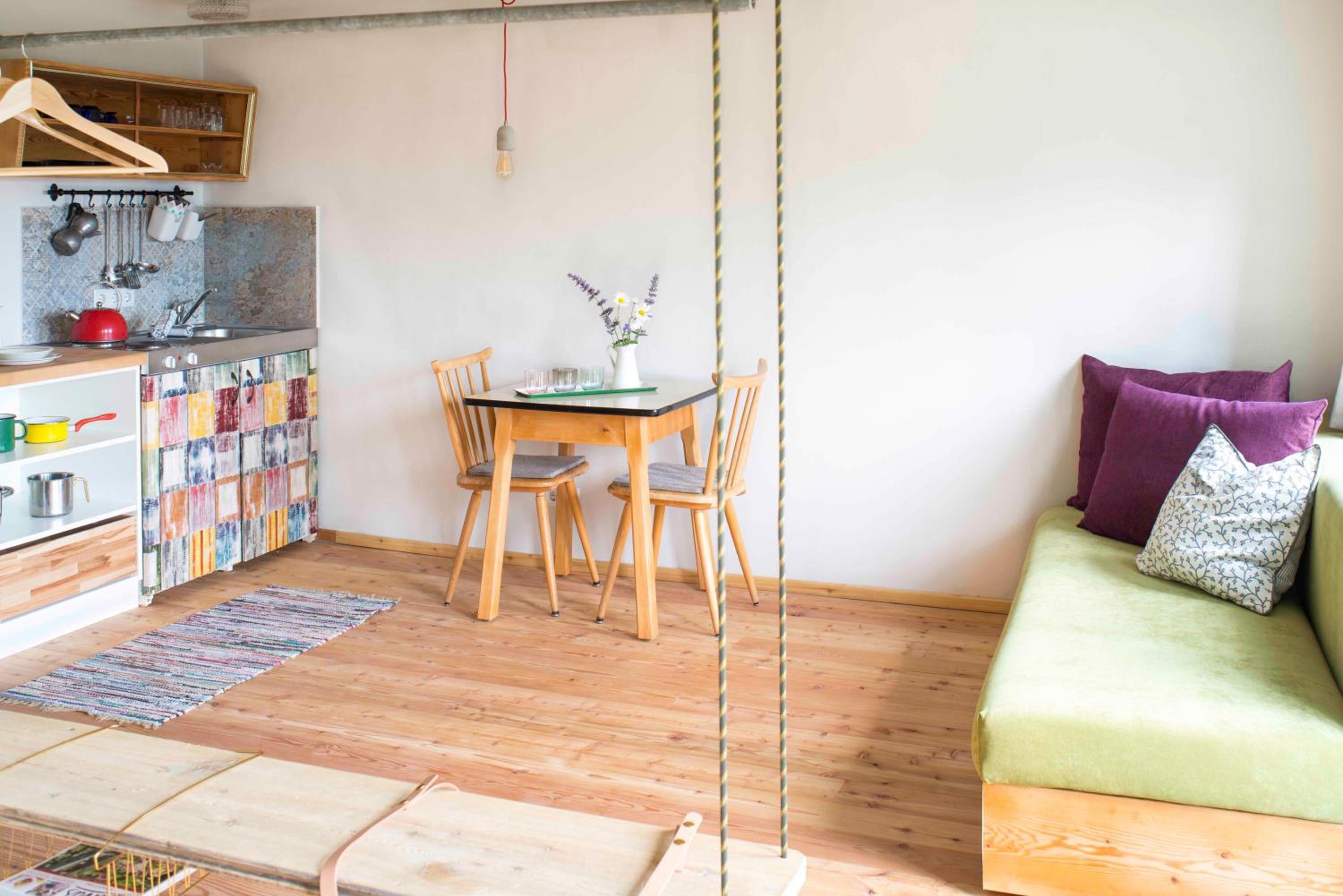 Apartment with Balcony photo 3