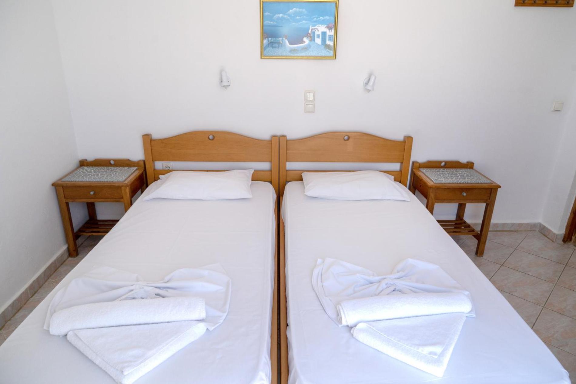 One-Bedroom Apartment with Sea View