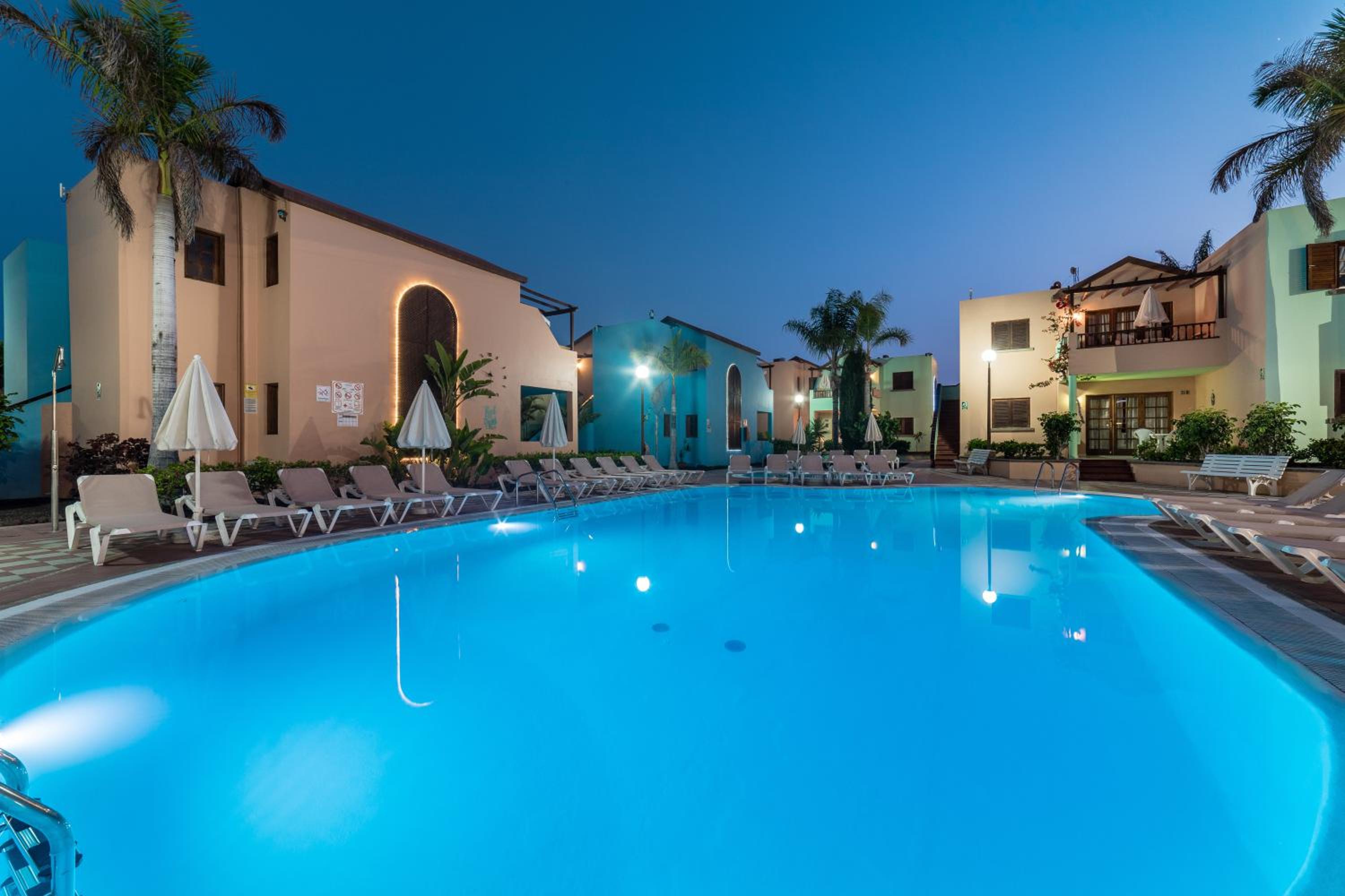 Pool View Apartment  - Photo 4
