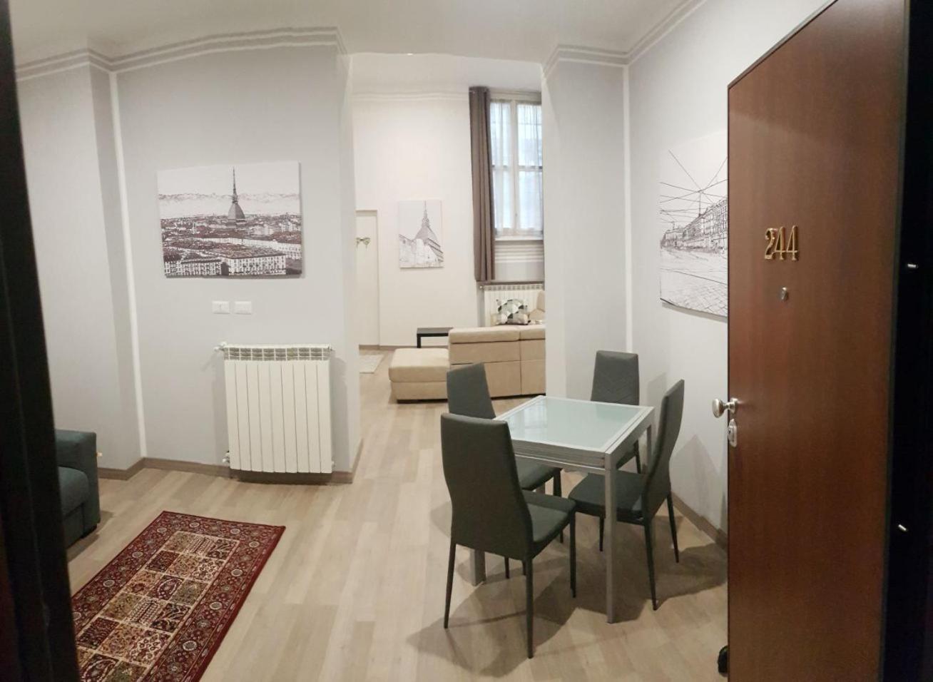 Triple Room - Photo 22