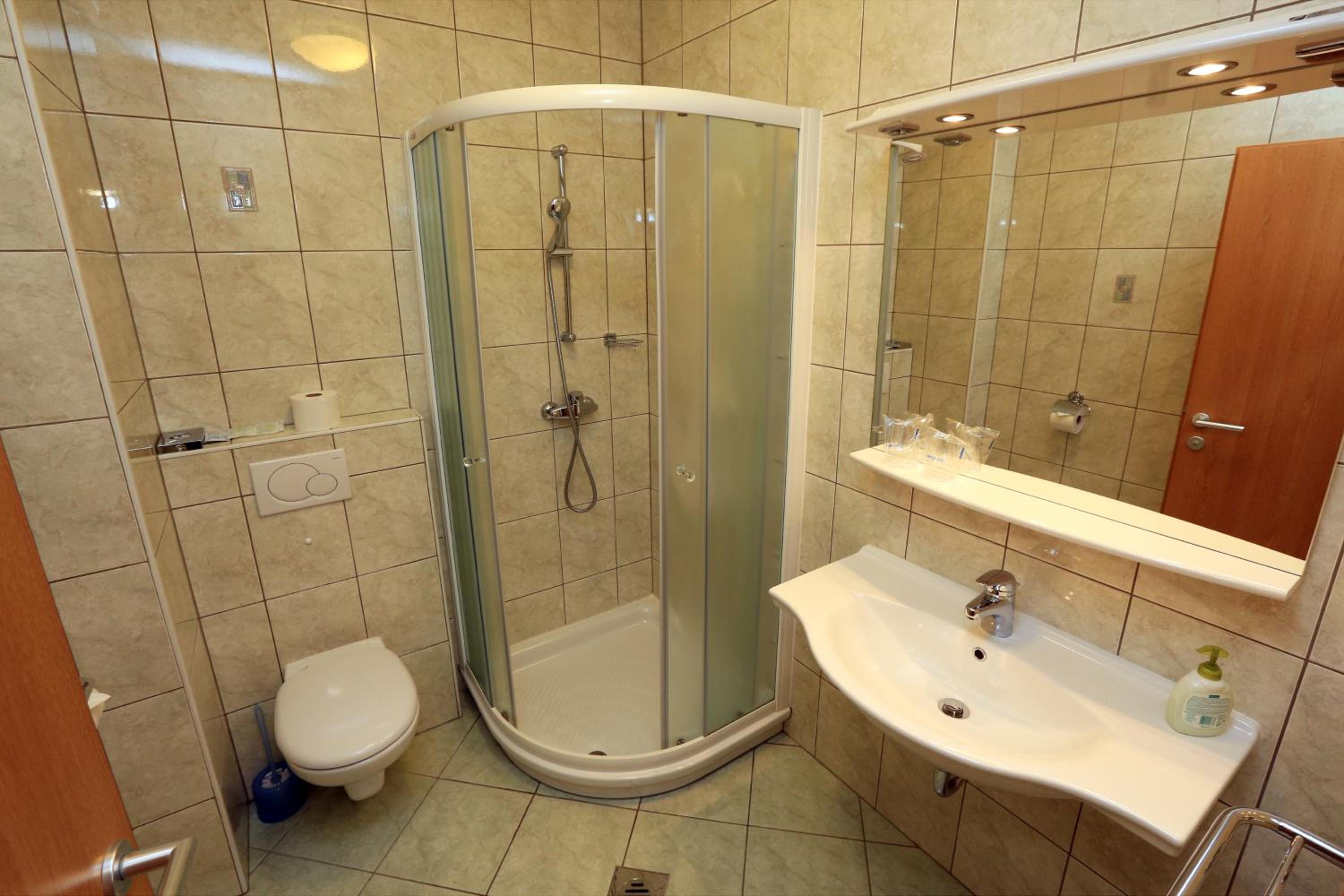 Double Room with Balcony and Forest View - Photo 2