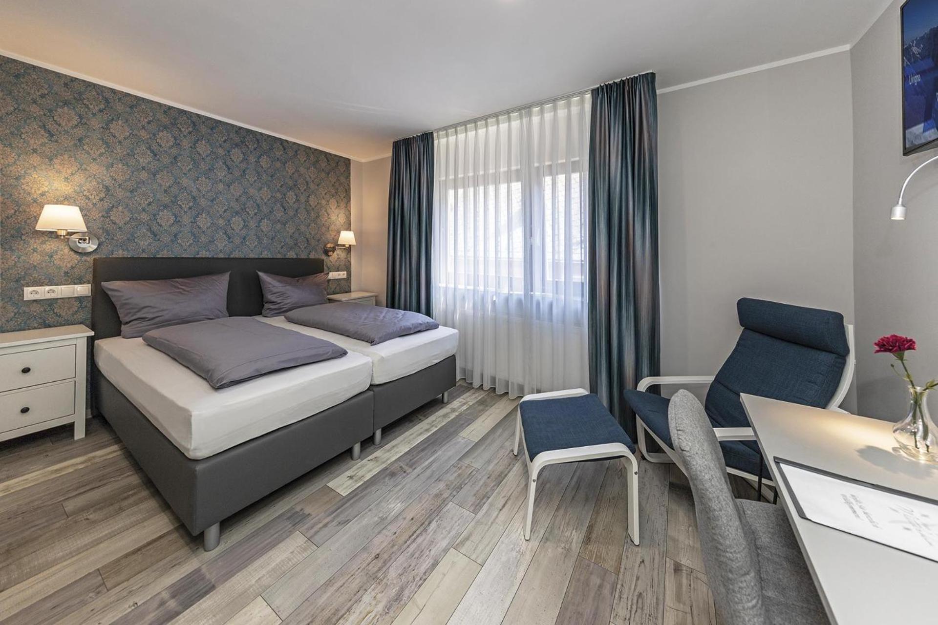 Double Room - Photo 11