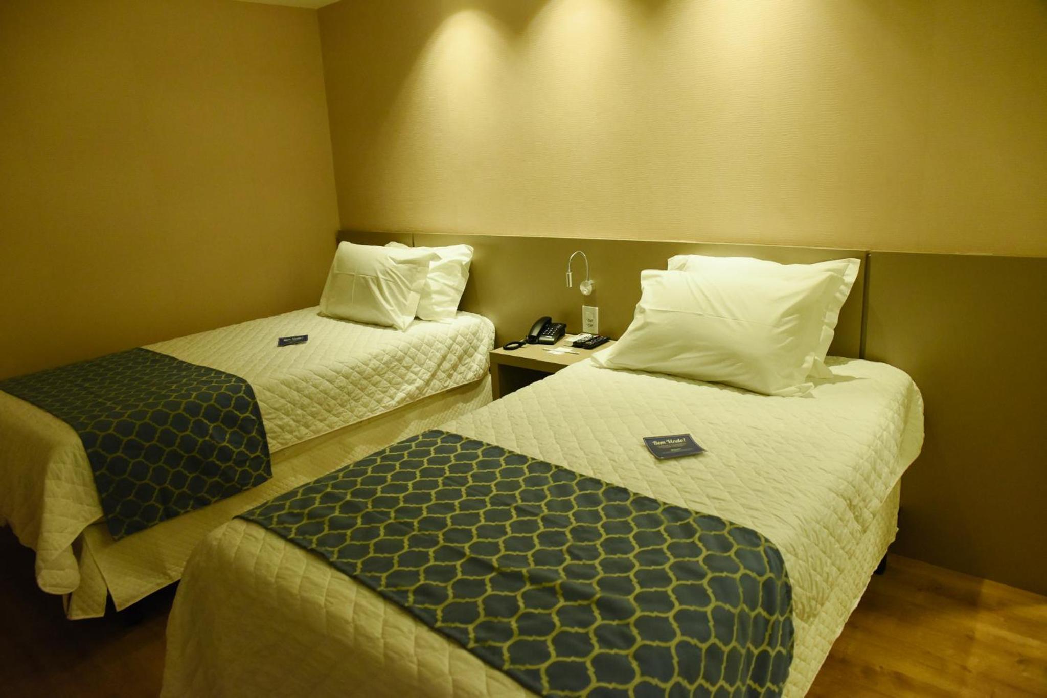 Deluxe Twin Room photo 3