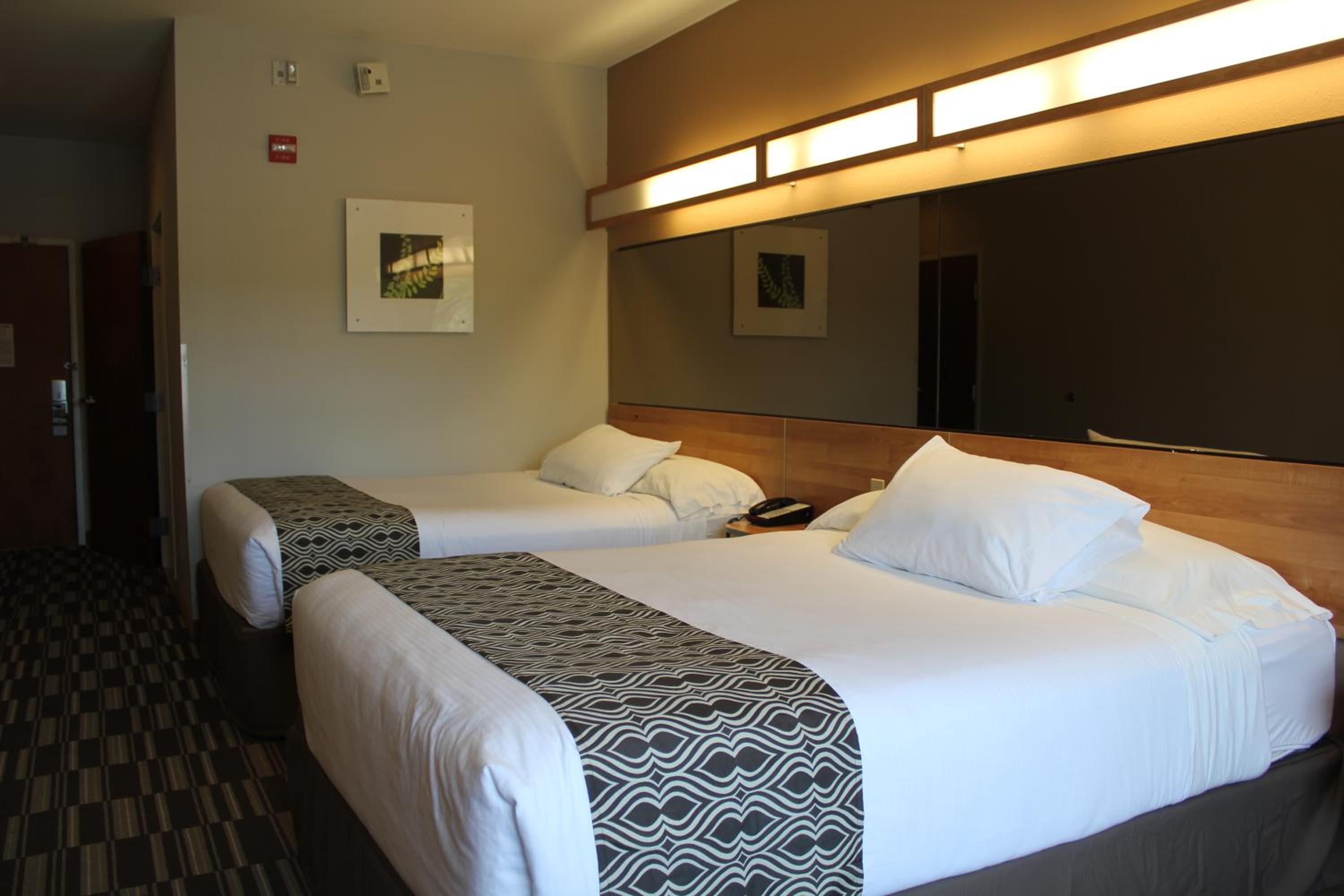 Queen Room with Two Queen Beds - Disability Access/Non-Smoking - Photo 1