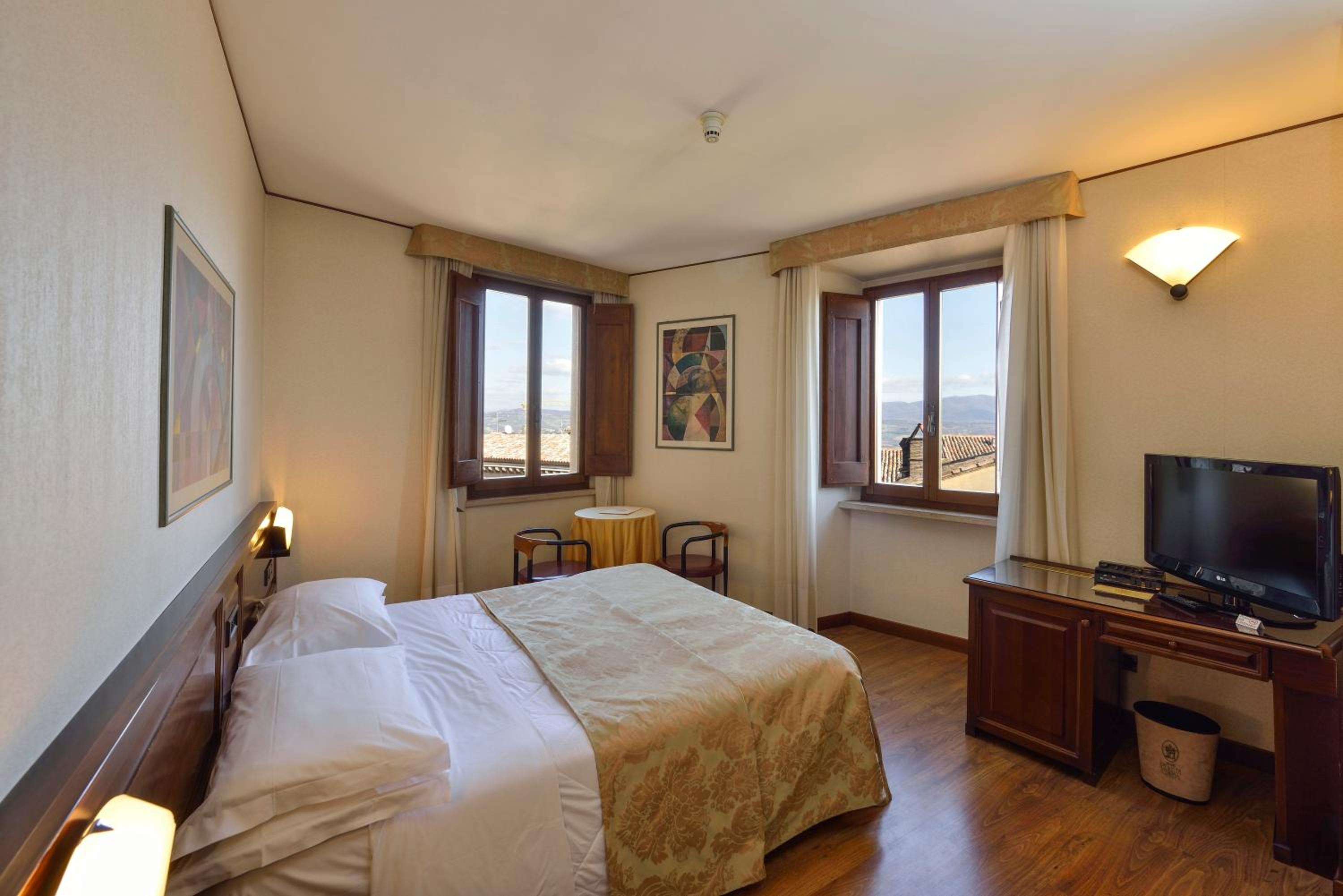Classic Double Room with View
