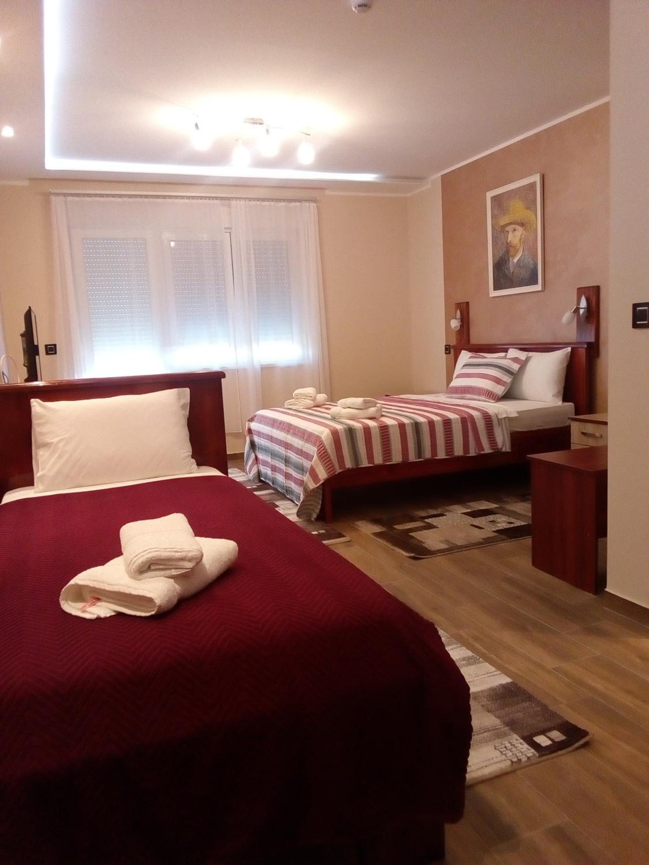 Triple Room with Terrace photo 3
