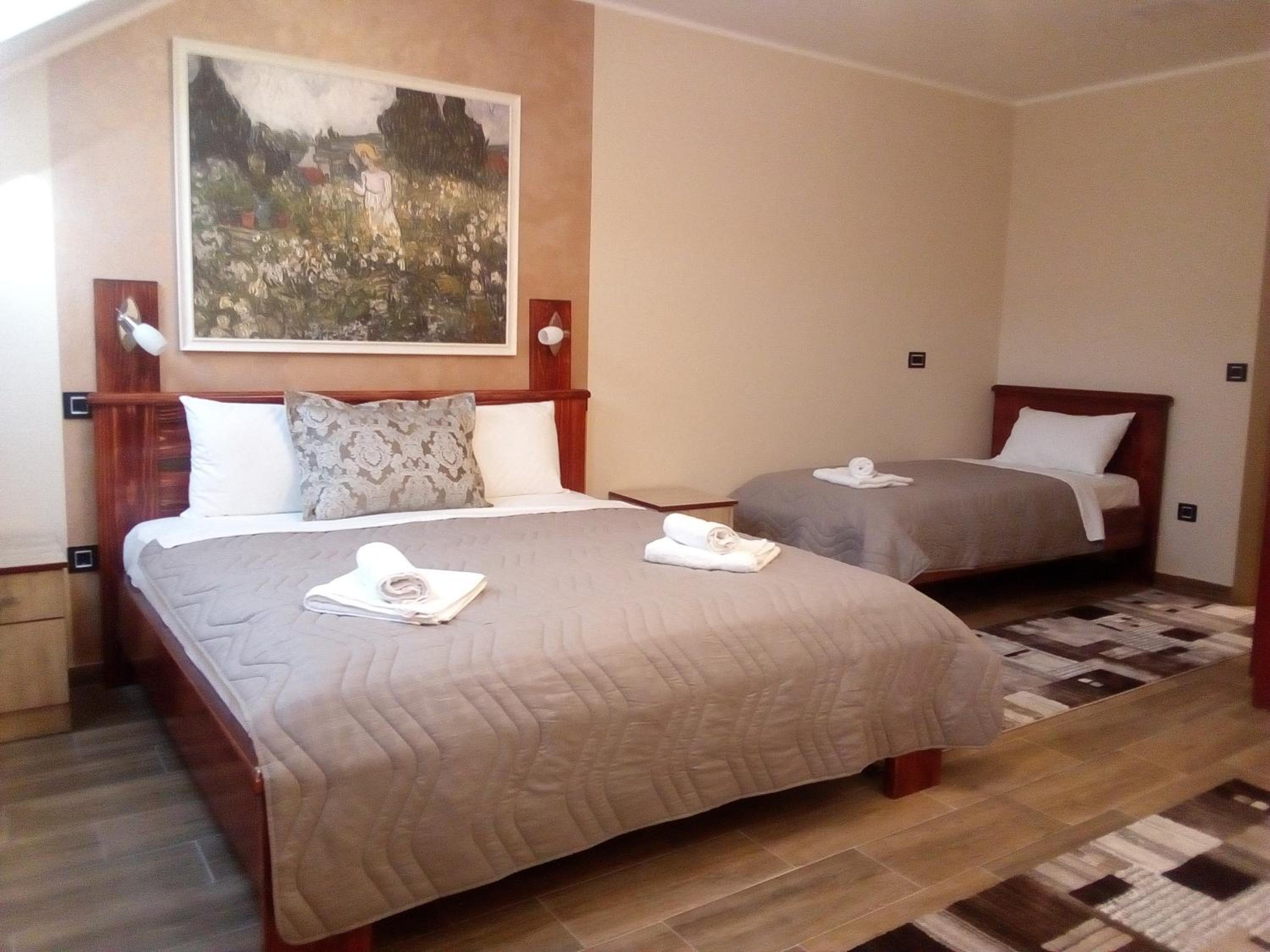 Triple Room with Terrace photo 1