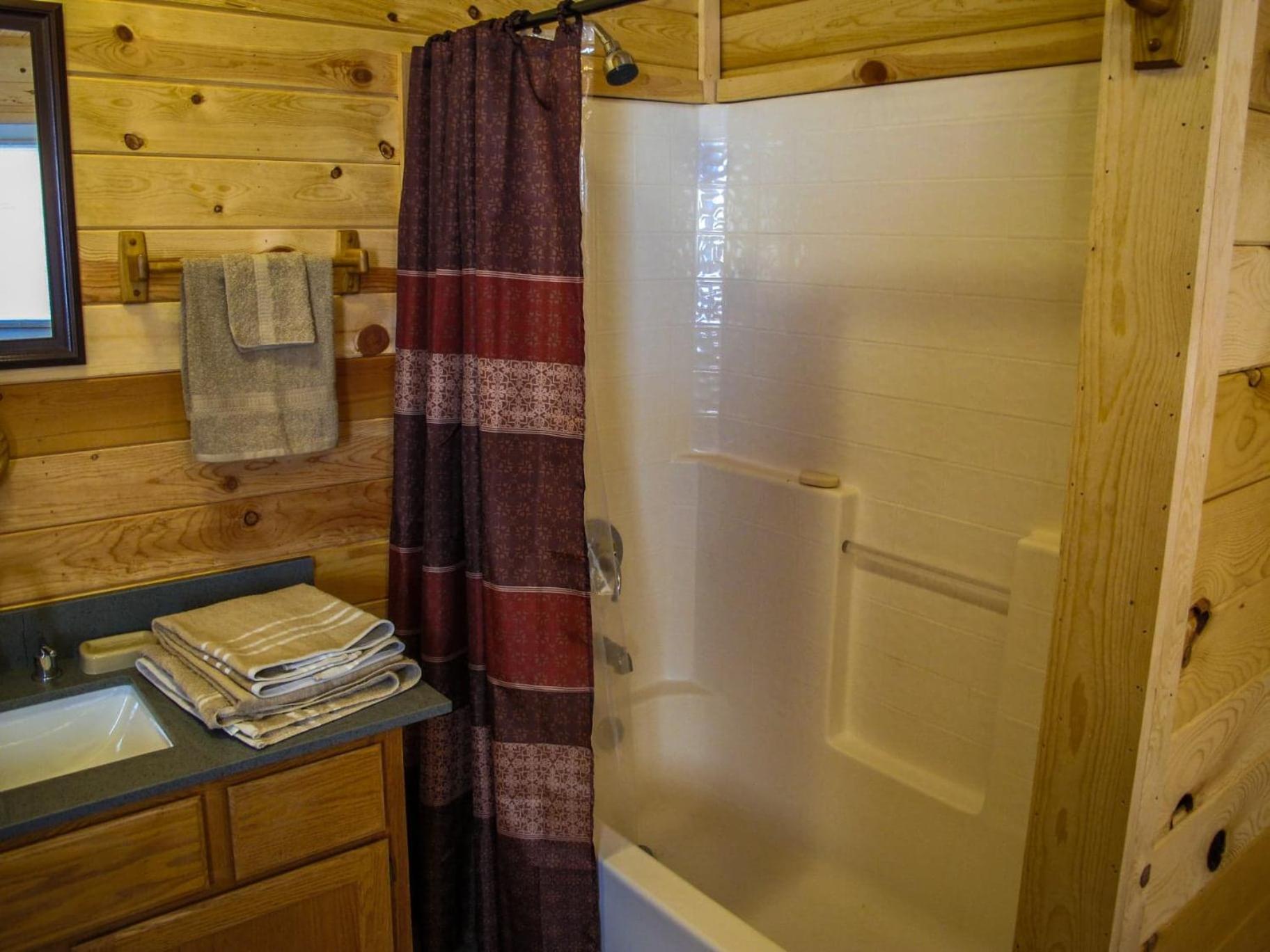 Queen Room - Photo 4