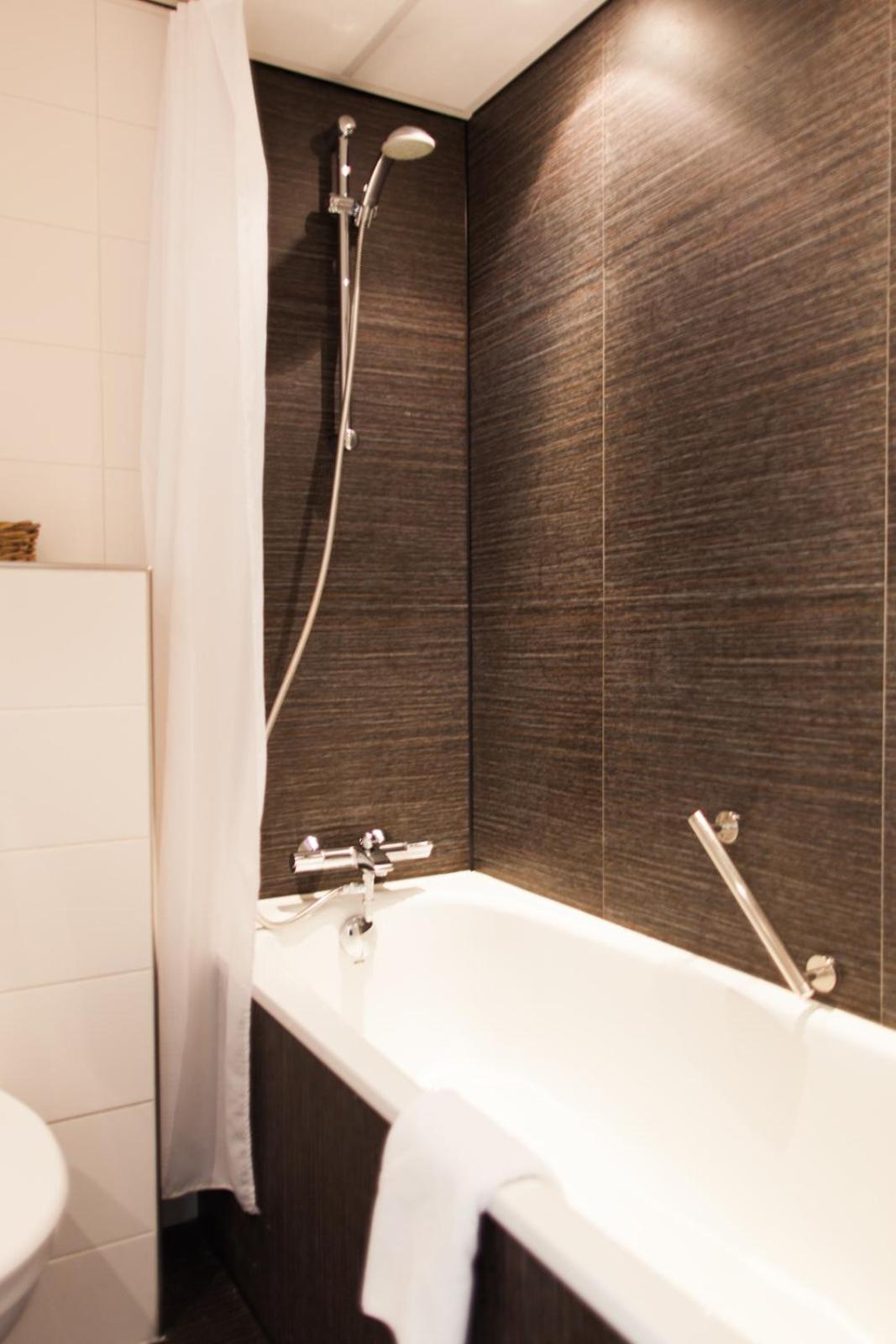 Double or Twin Room - Photo 3