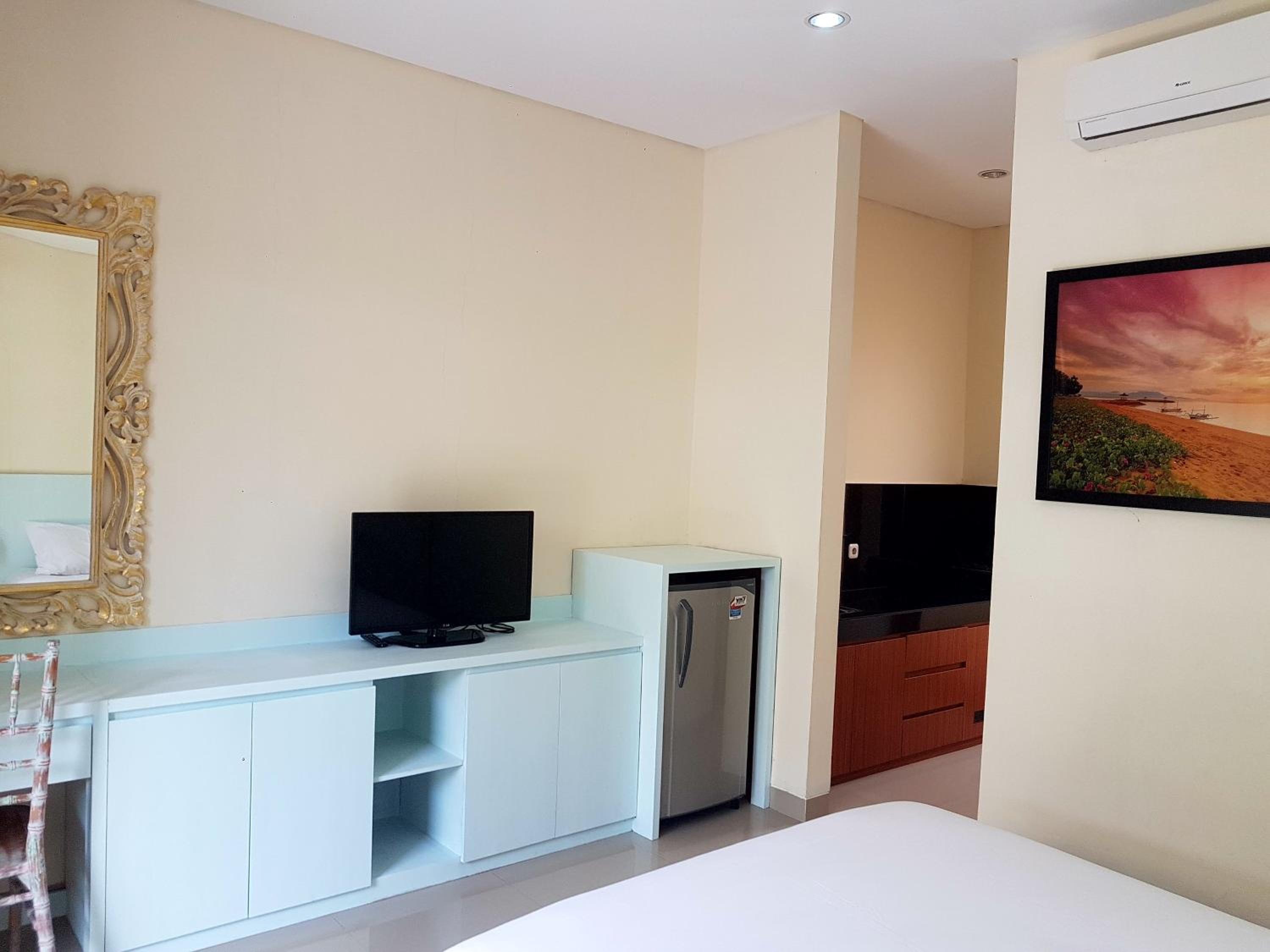 Standard Double Room - Photo 10