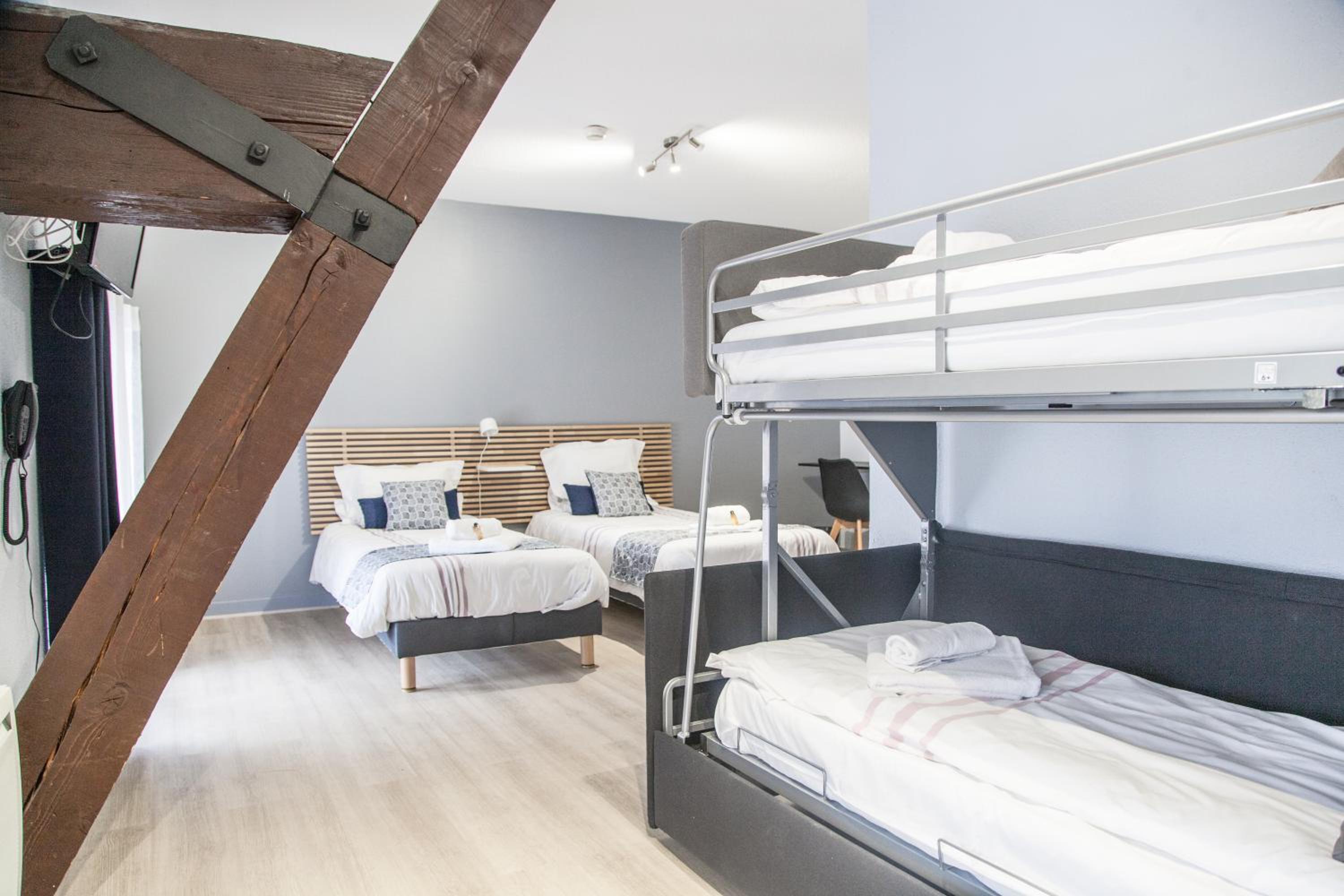 Standard Quadruple Room