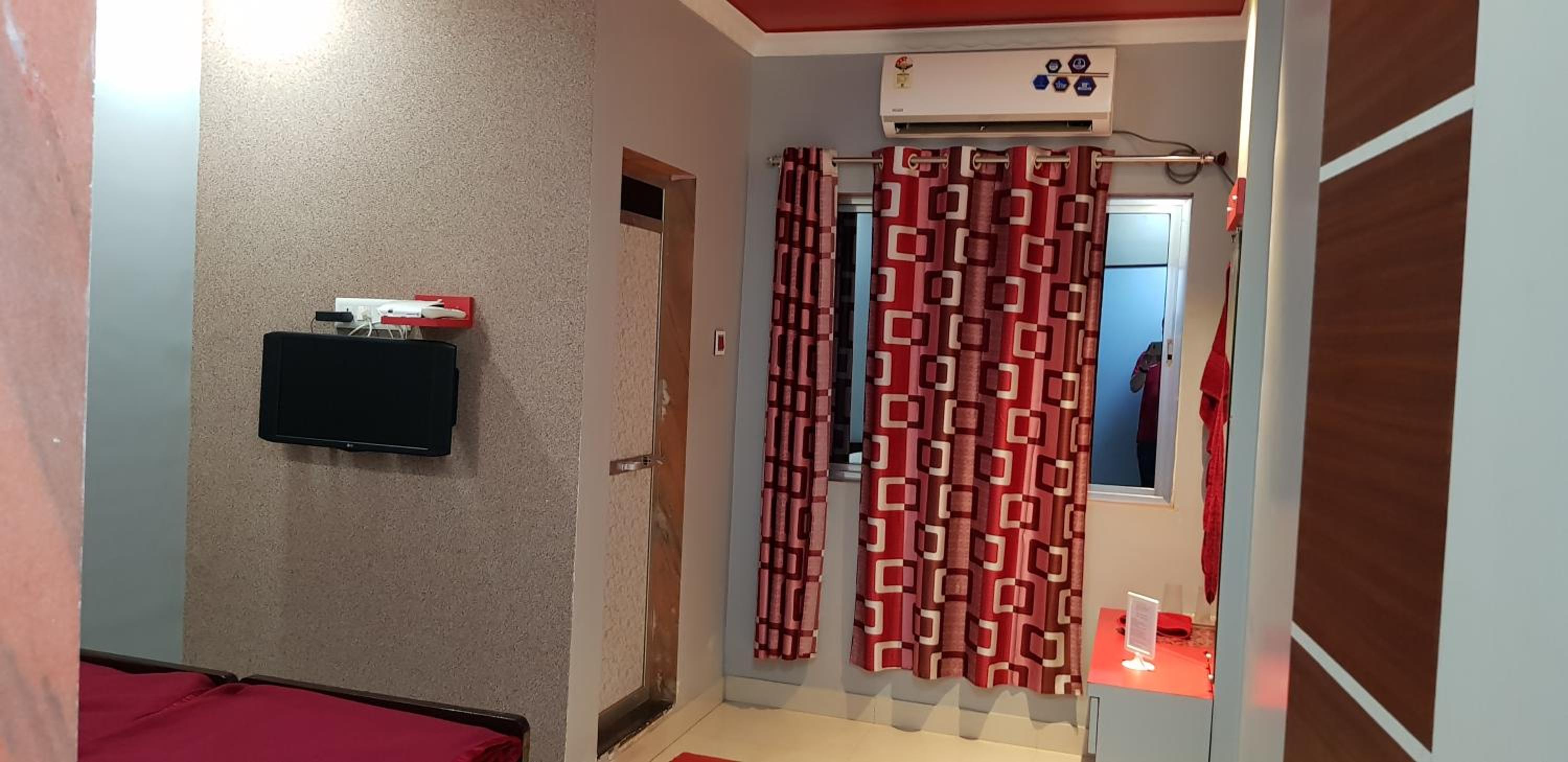 Deluxe Double Or Twin Room With Mountain View
