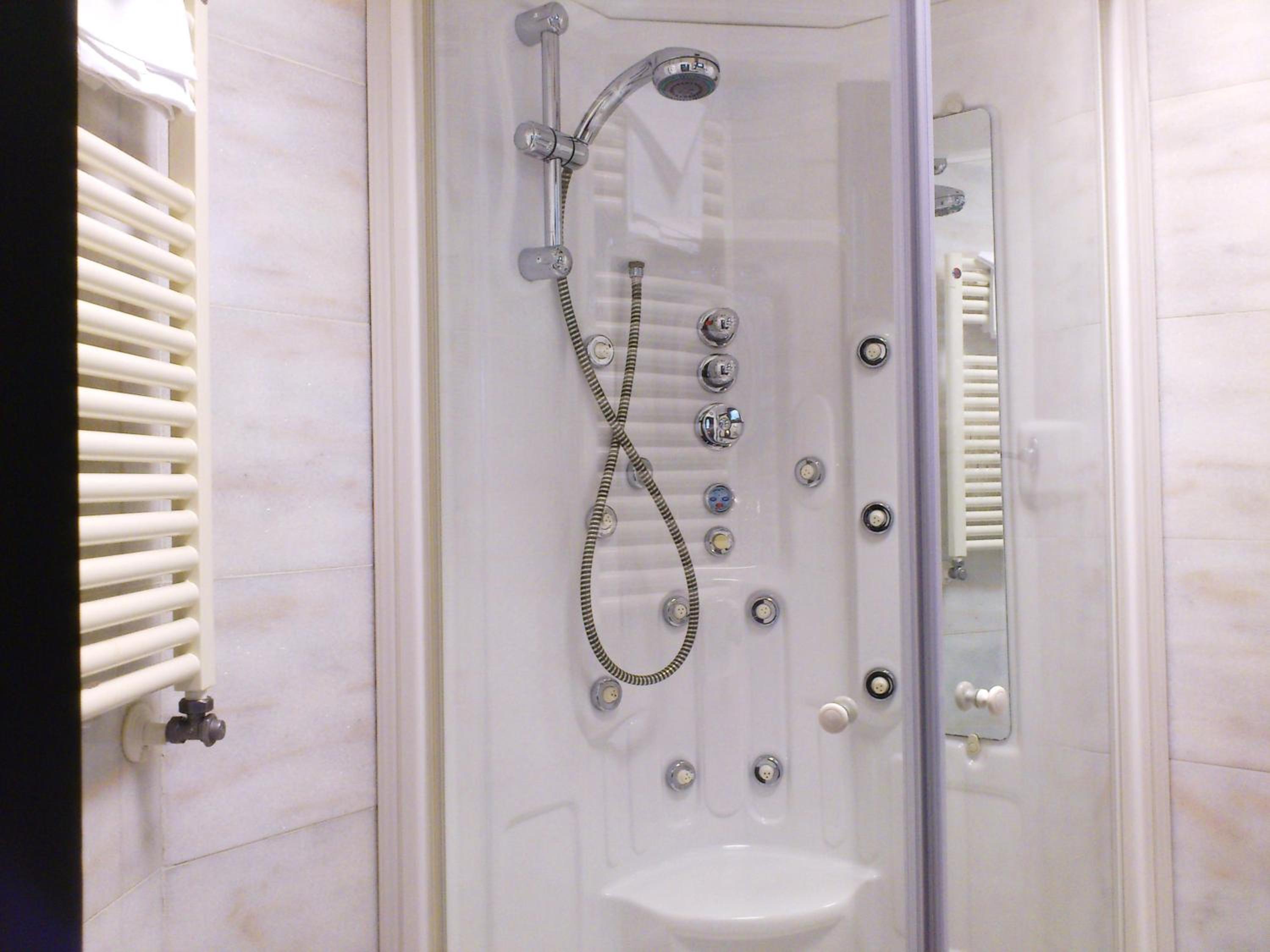 Superior Double Room - Photo 9