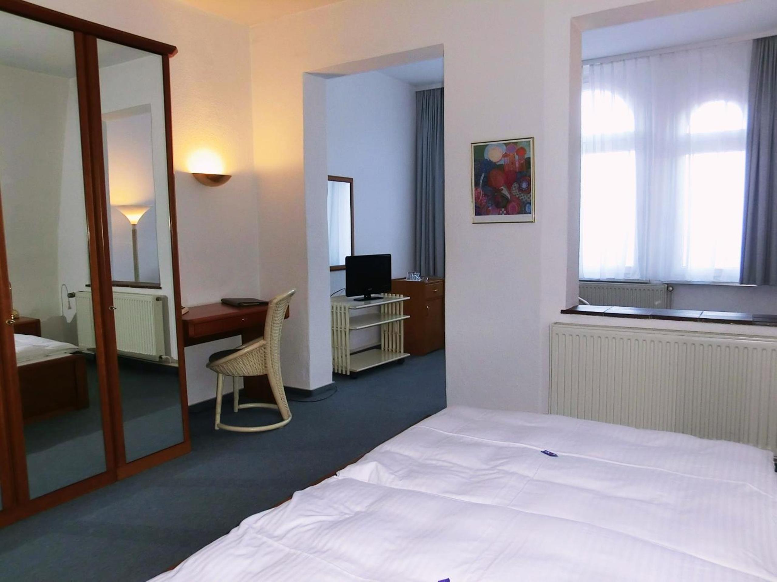 Double Room with Sea View photo 3