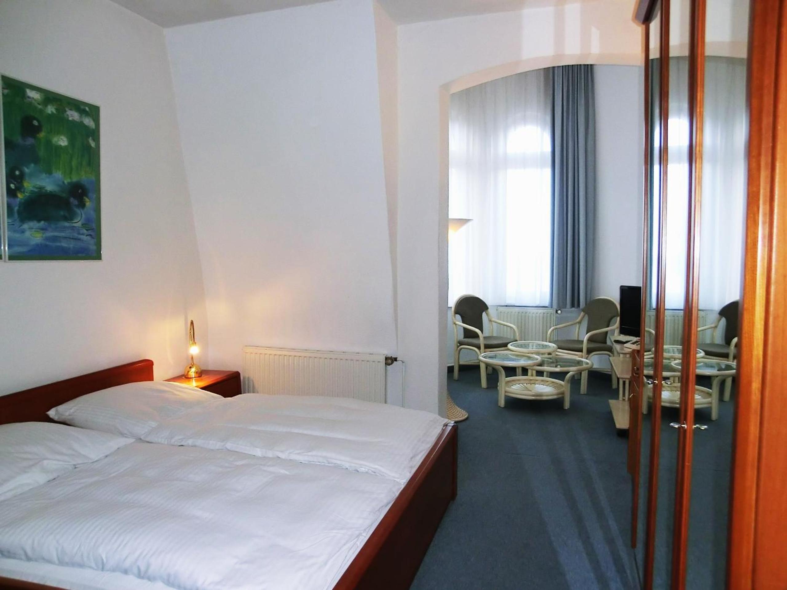 Double Room with Sea View photo 2
