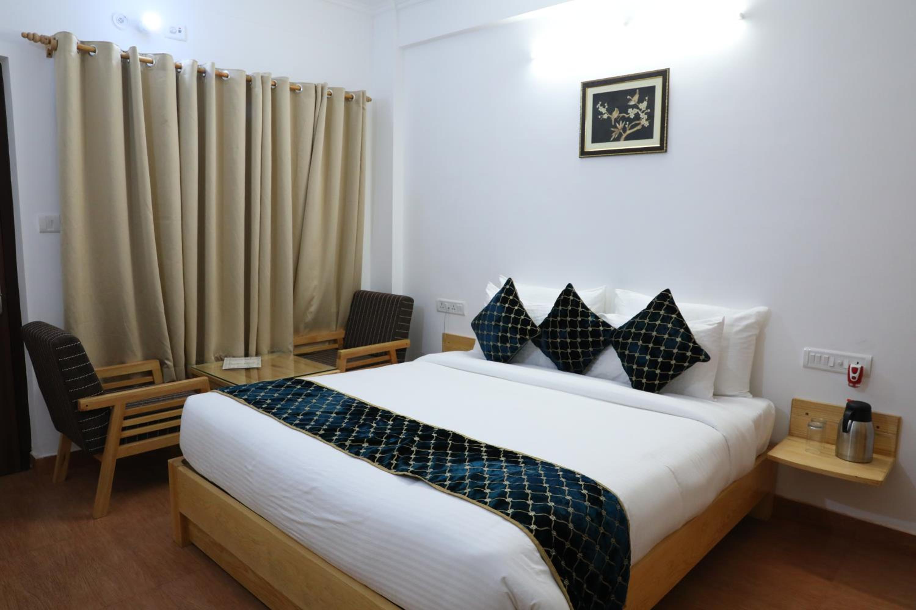 Superior King Room