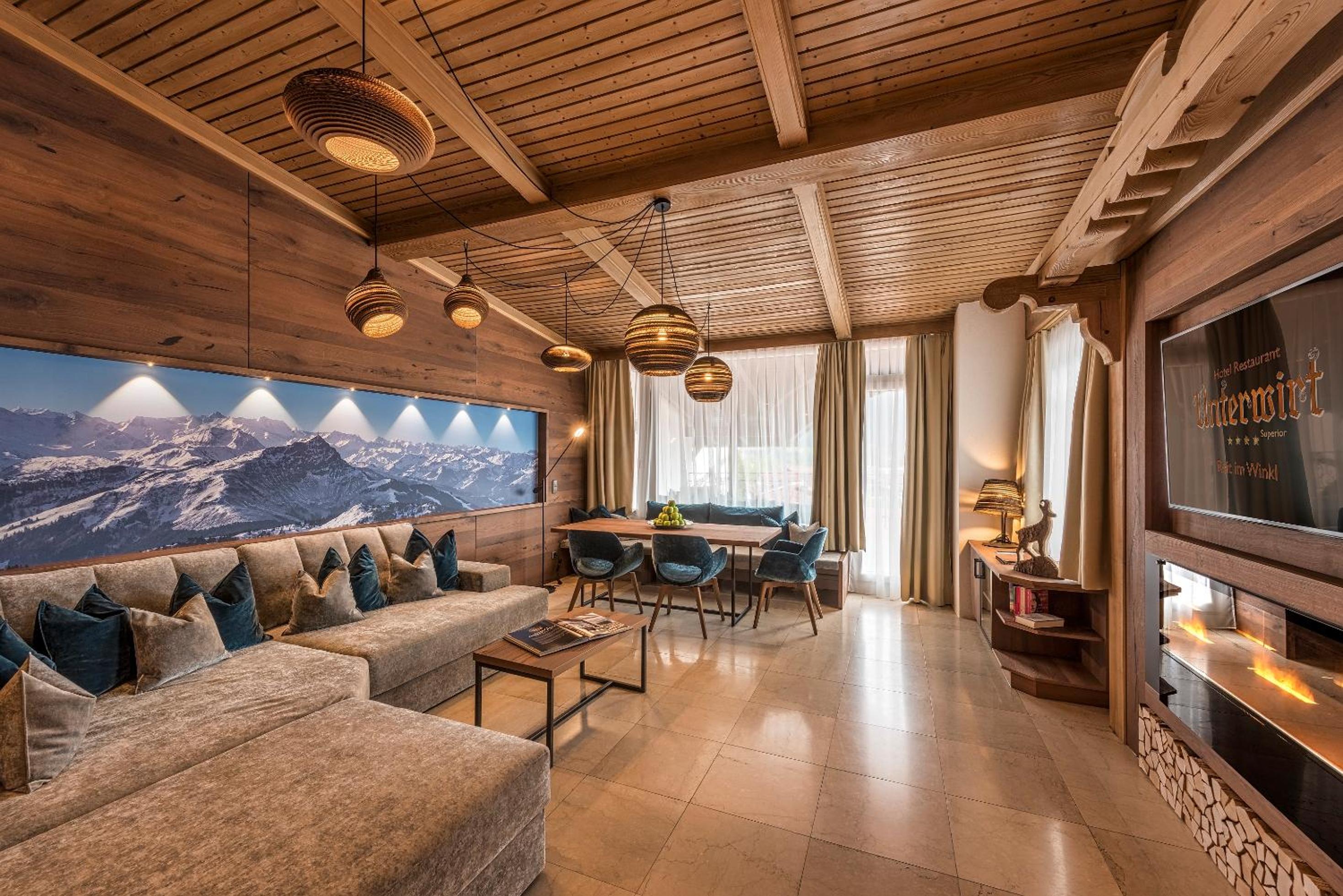 Suite with Mountain View - Photo 5